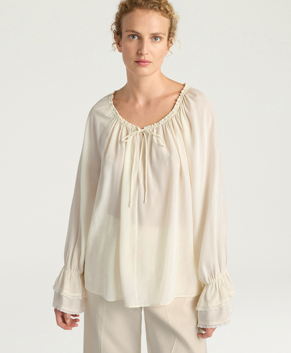momoniセーター Elegant and Casual Knitwear for Women | Momonì
