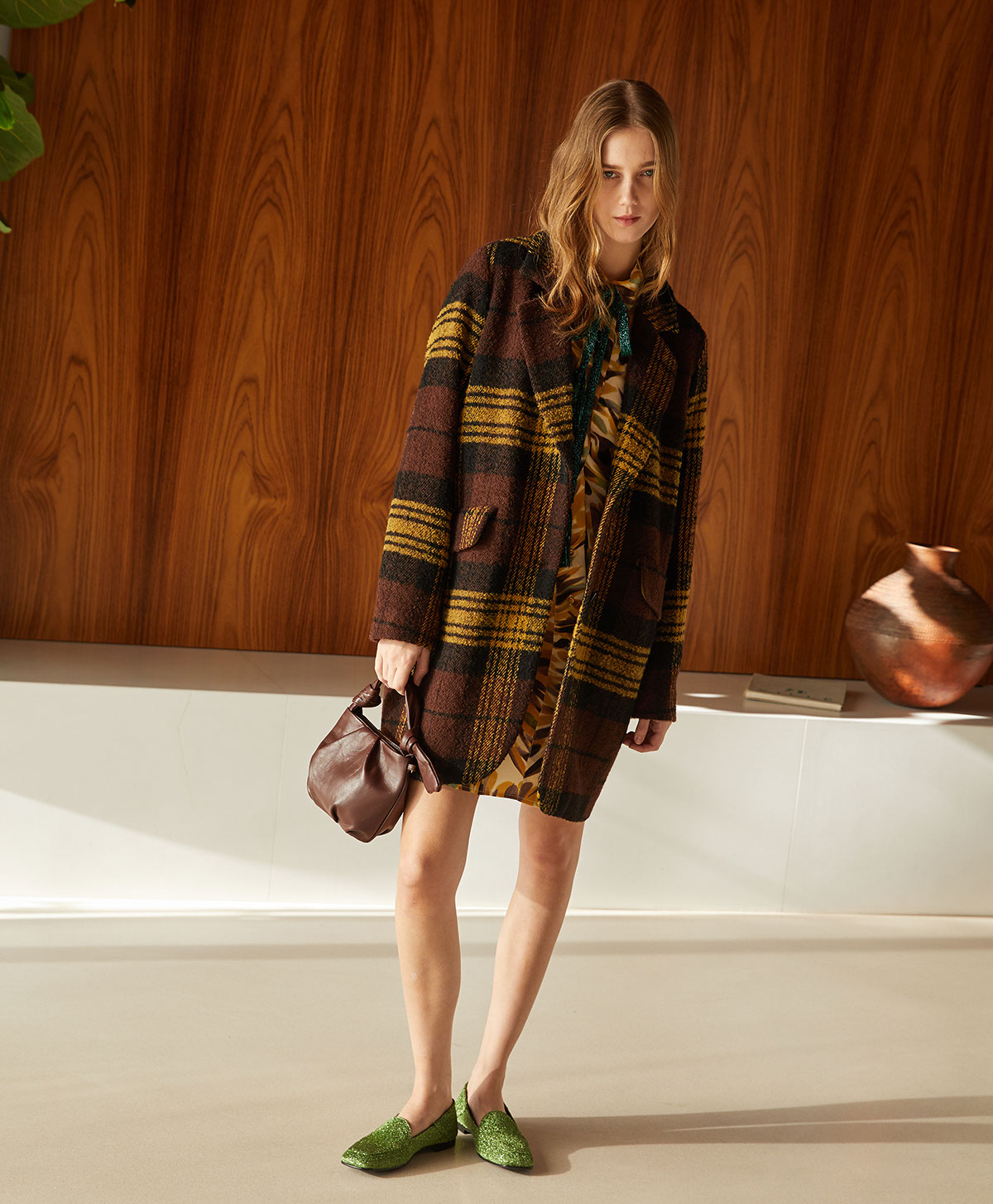 MANTEAU POMERANIA EN LAINE BOUCLÉE À CARREAUX - OCRE - Momonì