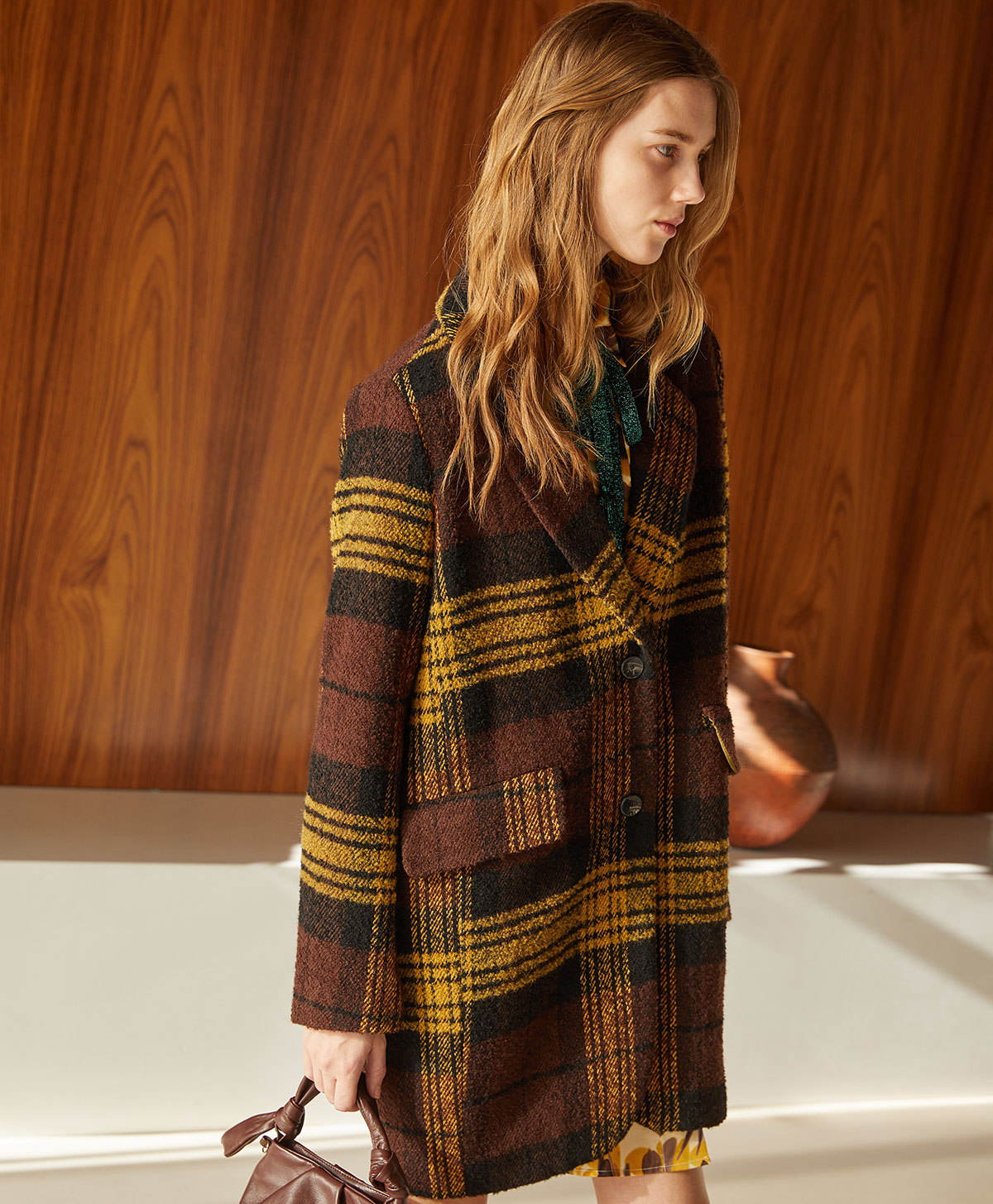 MANTEAU POMERANIA EN LAINE BOUCLÉE À CARREAUX - OCRE - Momonì