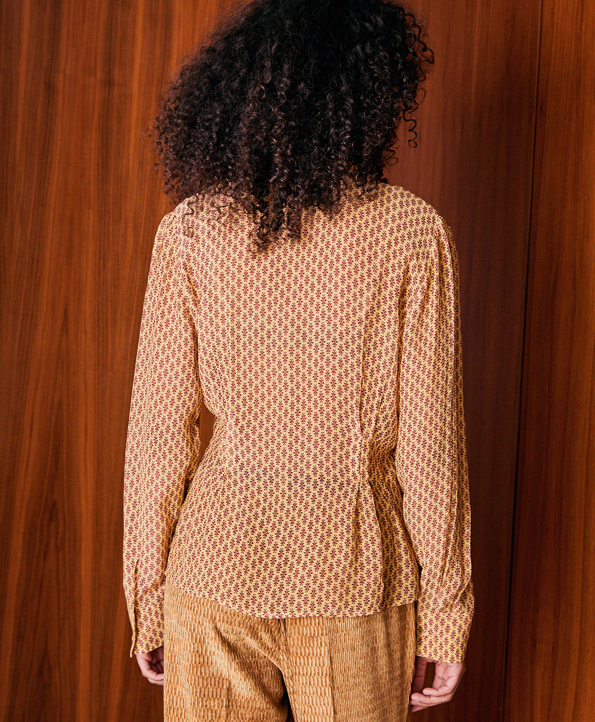 DAFNE SHIRT IN PRINTED CREPON - GOLD/BURGUNDY - Momonì