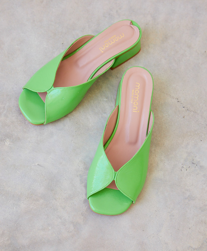 SABOT ANGELA EN CUIR LAQUÉ -  VERT FLUO - Momonì