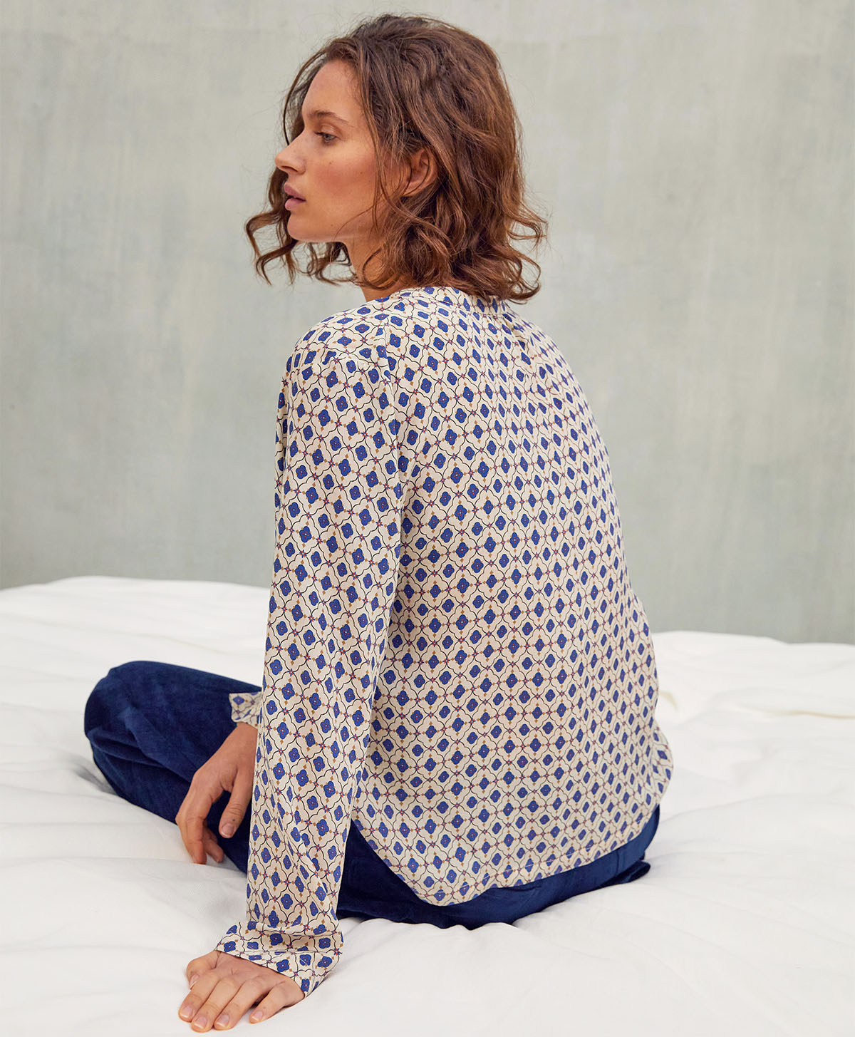 HECTOR BLOUSE IN PRINTED CREPE DE CHINE - CREAM/BLUE - Momonì