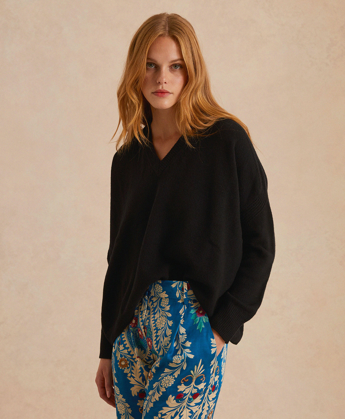 ARIEL KNITWEAR IN PLAIN WOOL/CASHMERE - BLACK - Momonì
