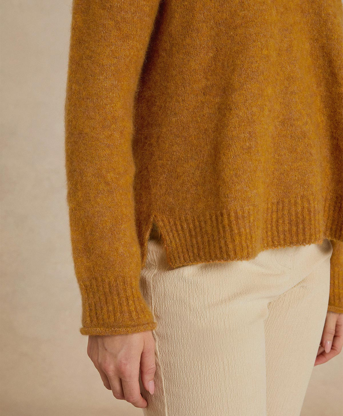 OSTRYA KNITWEAR  FLEECE-EFFECT BABY ALPACA  - CAMEL - Momonì