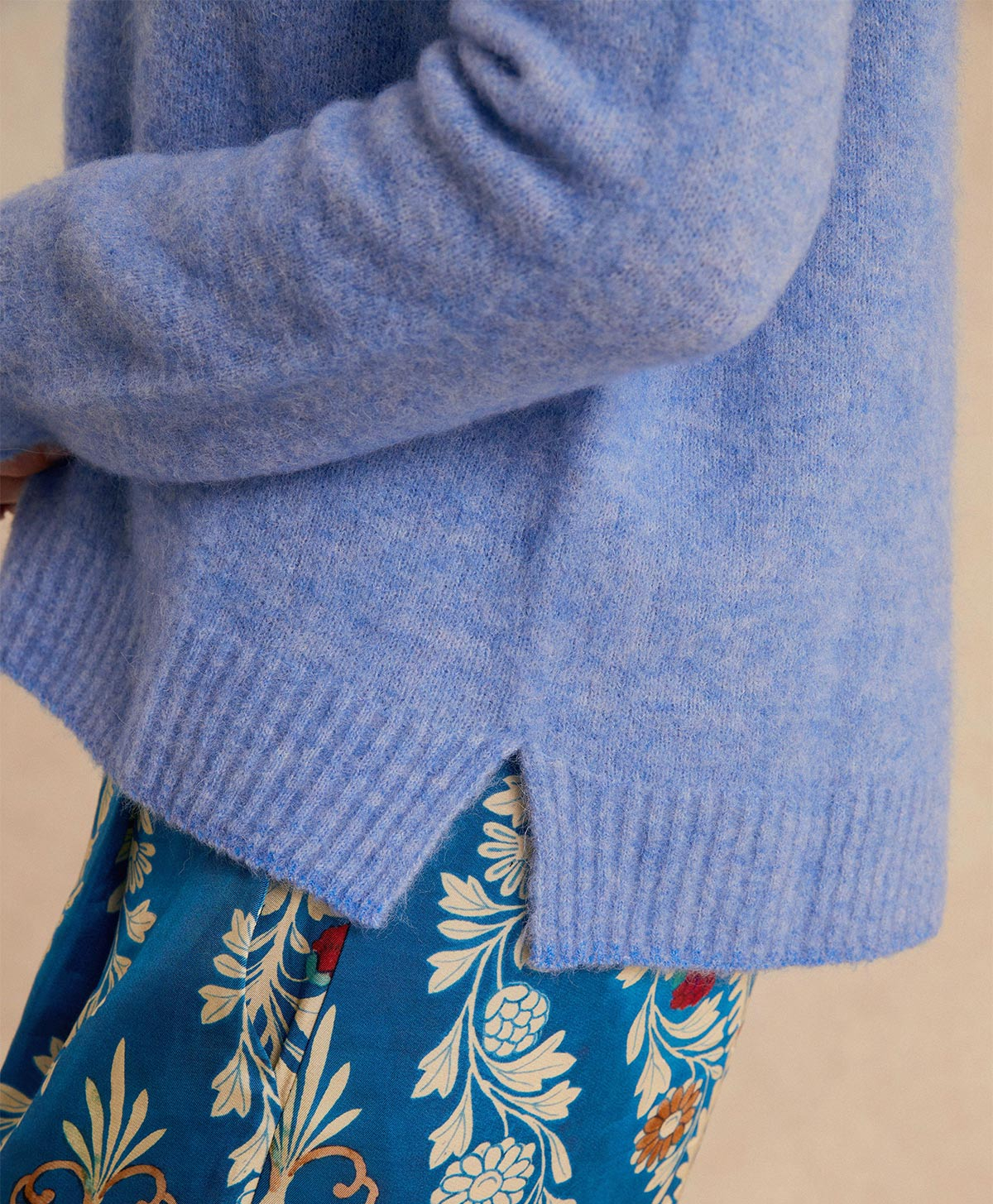 MAGLIA OSTRYA IN BABY ALPACA EFFETTO FELPA - CERULEO - Momonì
