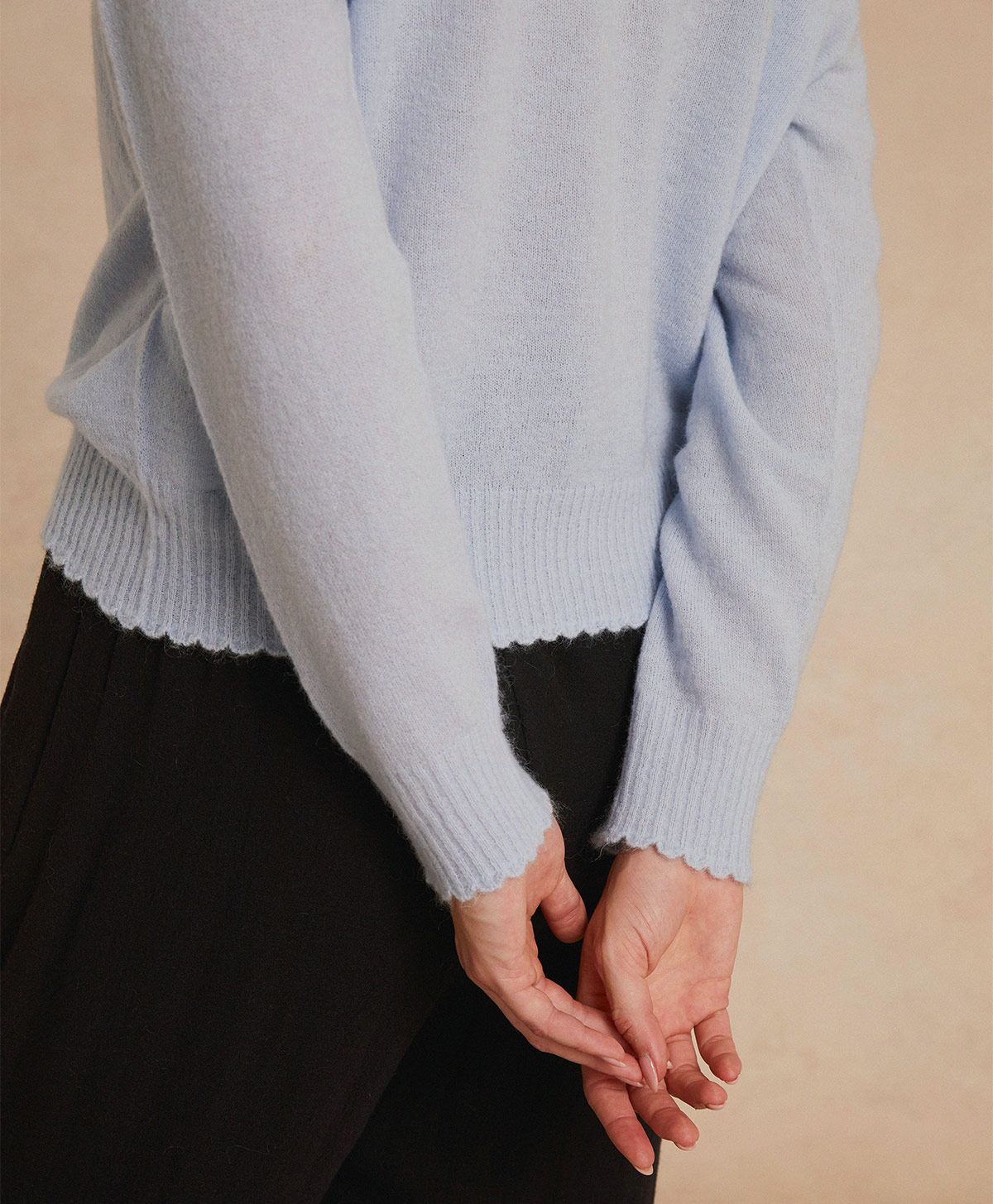 TRICOT VISONE EN MOHAIR DOUX STRETCH - BLEU CIEL - Momonì