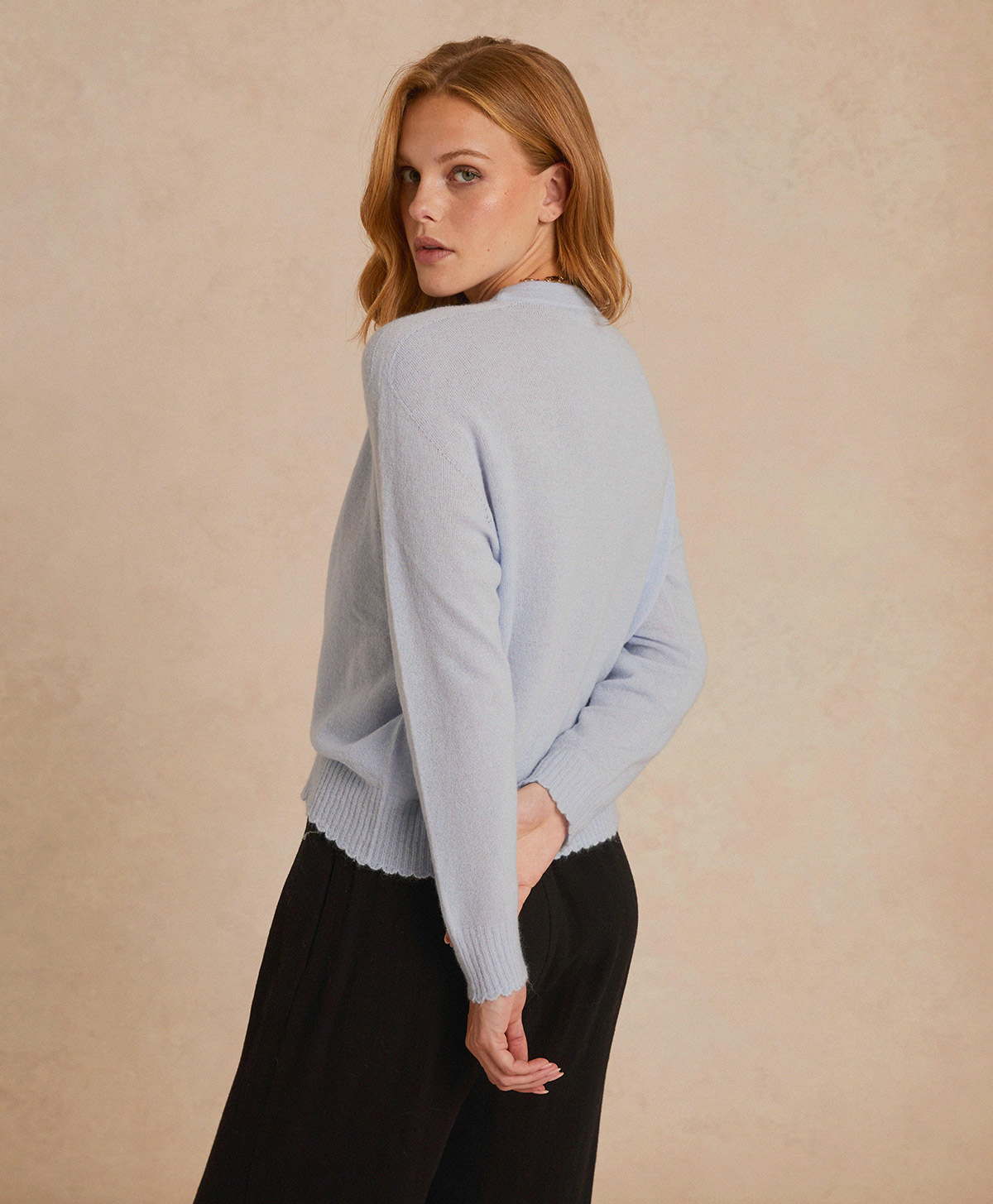 TRICOT VISONE EN MOHAIR DOUX STRETCH - BLEU CIEL - Momonì