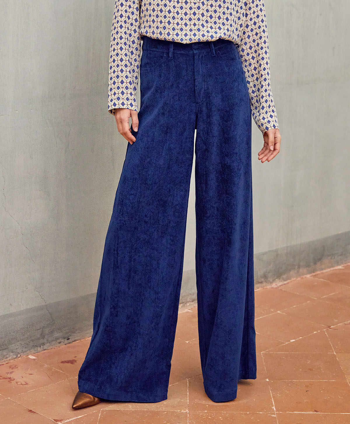 GUSTAVE PANT IN ELEGANT SMOOTH VELVET - NIGHT BLUE - Momonì