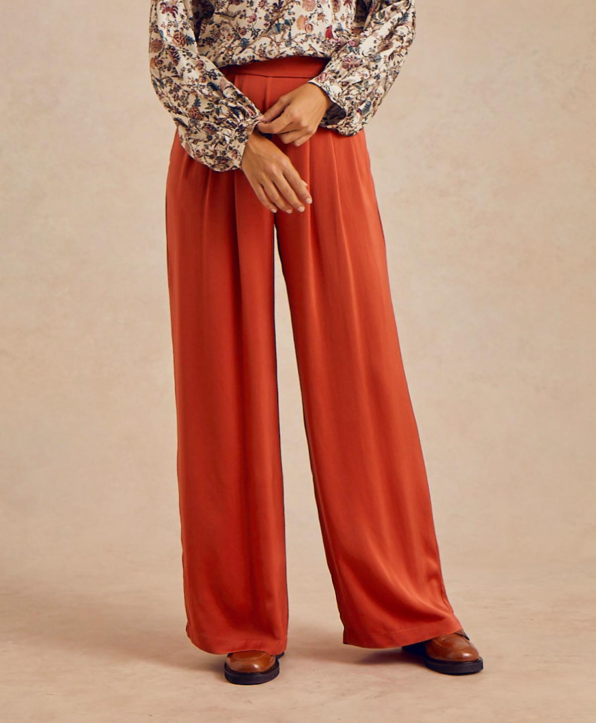 LANZAROTE PANT IN SOLID COLOUR SATIN CREPE - ANTIQUE PINK - Momonì