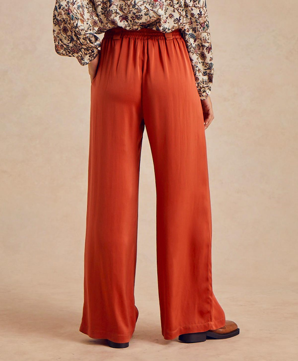 LANZAROTE PANT IN SOLID COLOUR SATIN CREPE - ANTIQUE PINK - Momonì