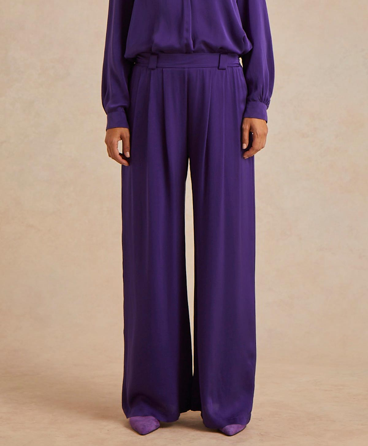 PANTALON LANZAROTE EN CRÊPE DE SATIN UNI - VIOLET - Momonì