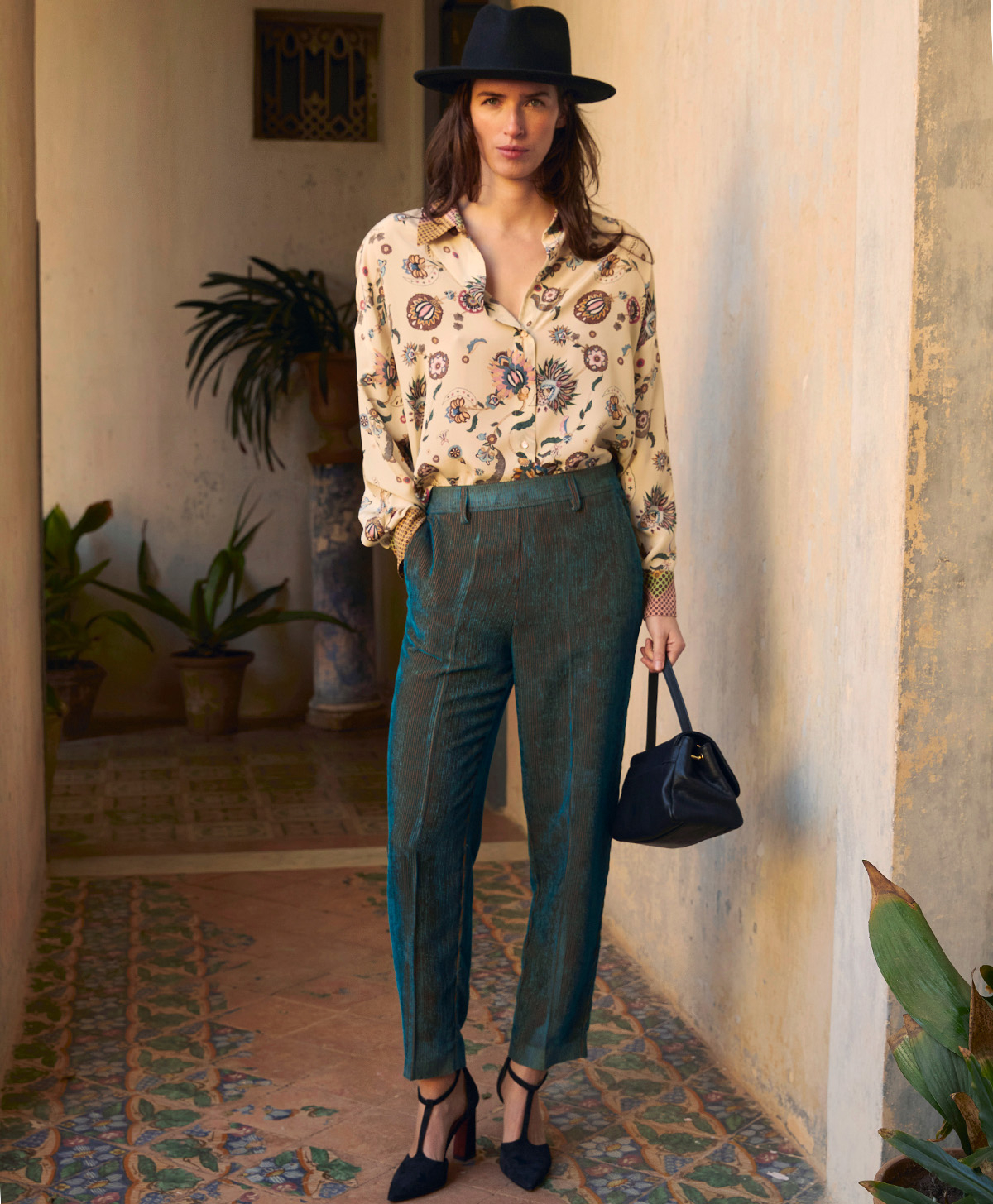VISCHIO PANT IN BI-COLOUR RIBBED VISCOSE VELVET - TEAL - Clothing - Momonì