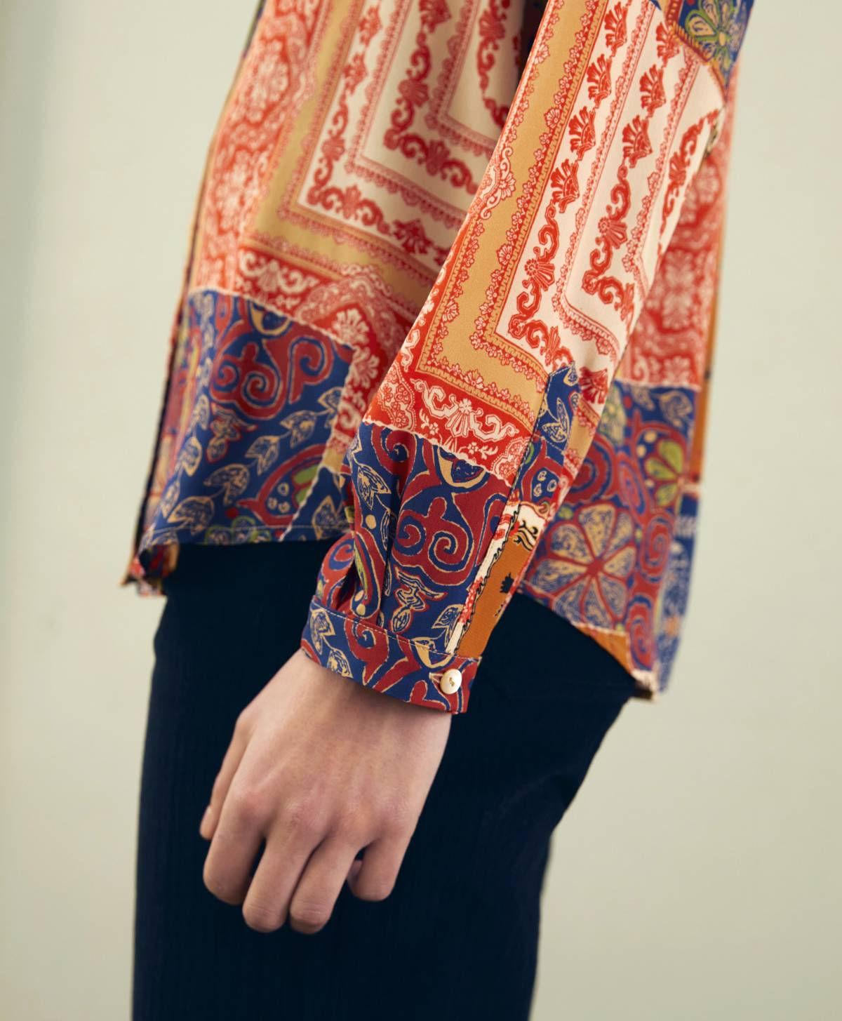 CAMICIA MEUDON IN CREPE DE CHINE STAMPATO - MULTICOLOR BLU - Momonì