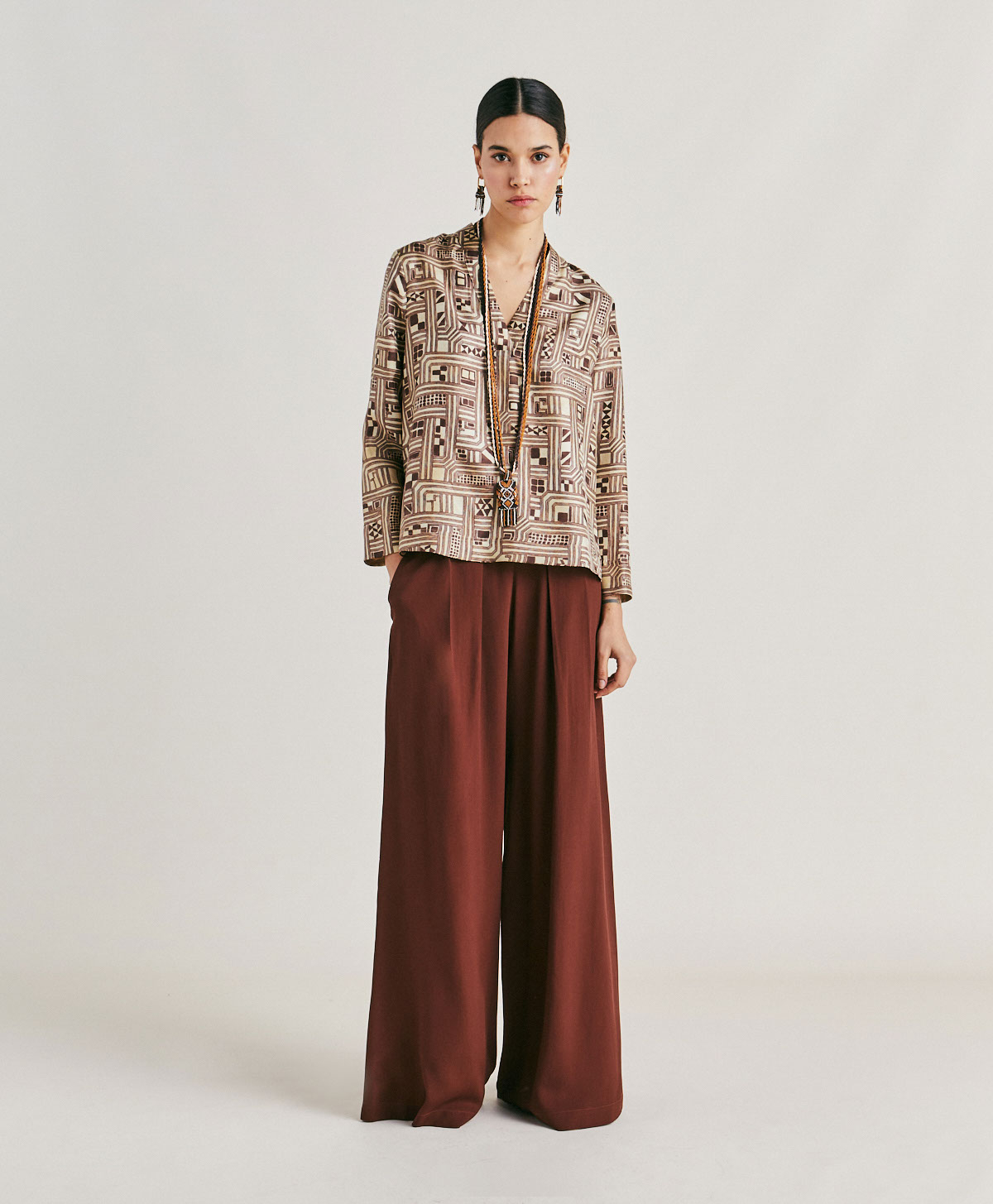 AMBROISE BLOUSE IN SILK TWILL - BEIGE/TOBACCO - Momonì