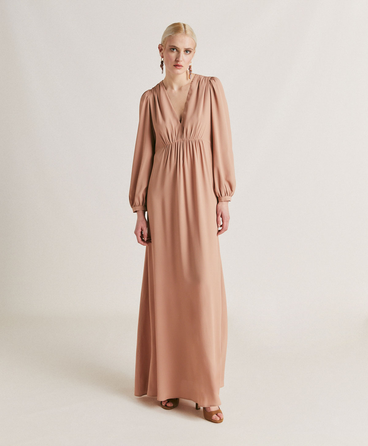 ARTEMISIA DRESS IN SOLID COLOUR ACETATE SILK  - NUDE - Momonì