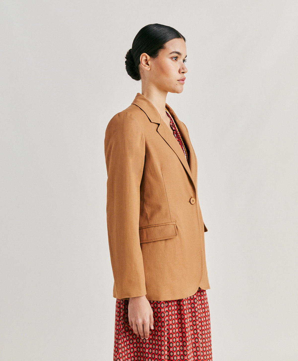 FUTURA JACKET IN STRETCH GABARDINE - CARAMEL - Momonì