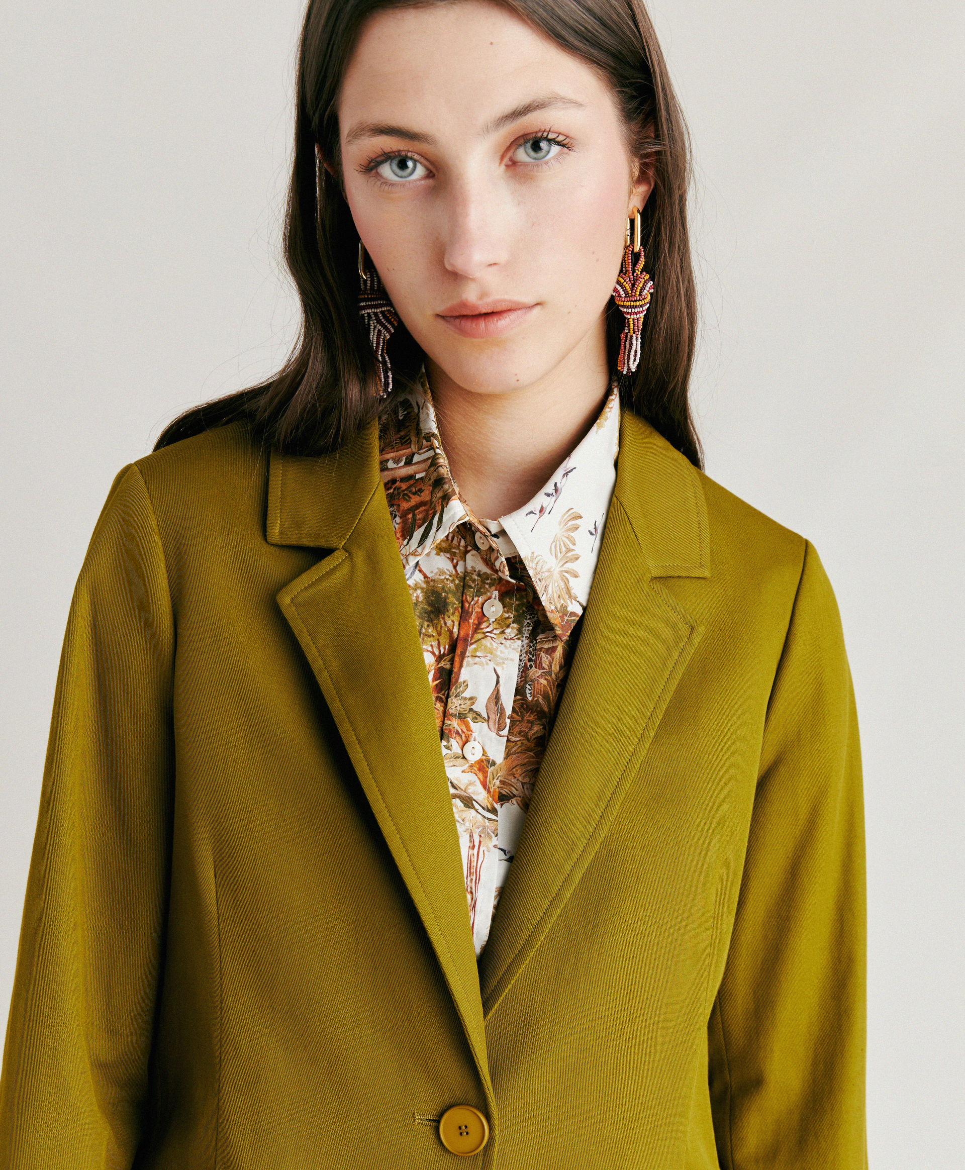 FUTURA JACKET IN STRETCH GABARDINE - OLIVE GREEN - Momonì