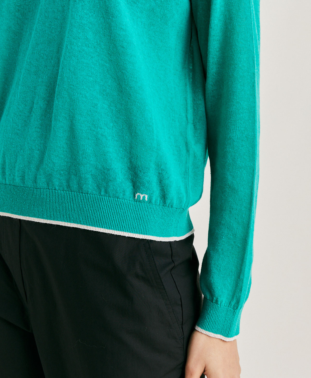 TRICOT RIO EN LIN - VERT ÉMERAUDE - Momonì