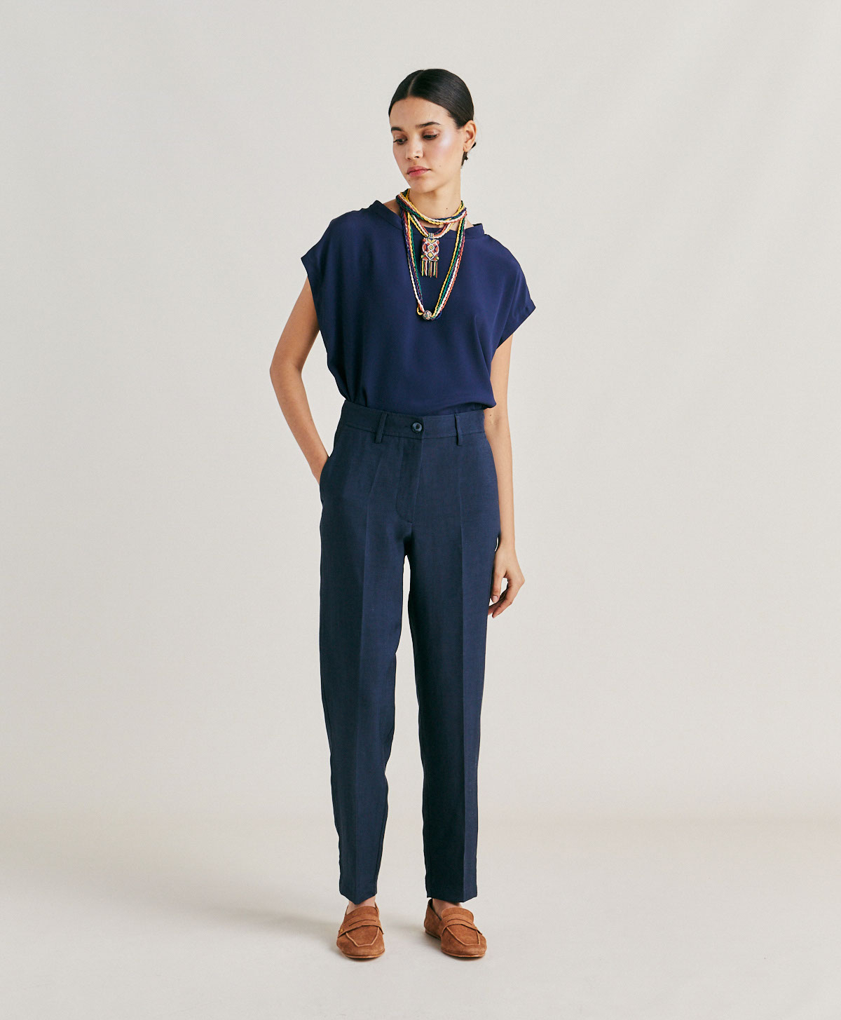 MATTHIEUPANT IN ELEGANT VISCOSE LINEN - DARK BLUE - Momonì