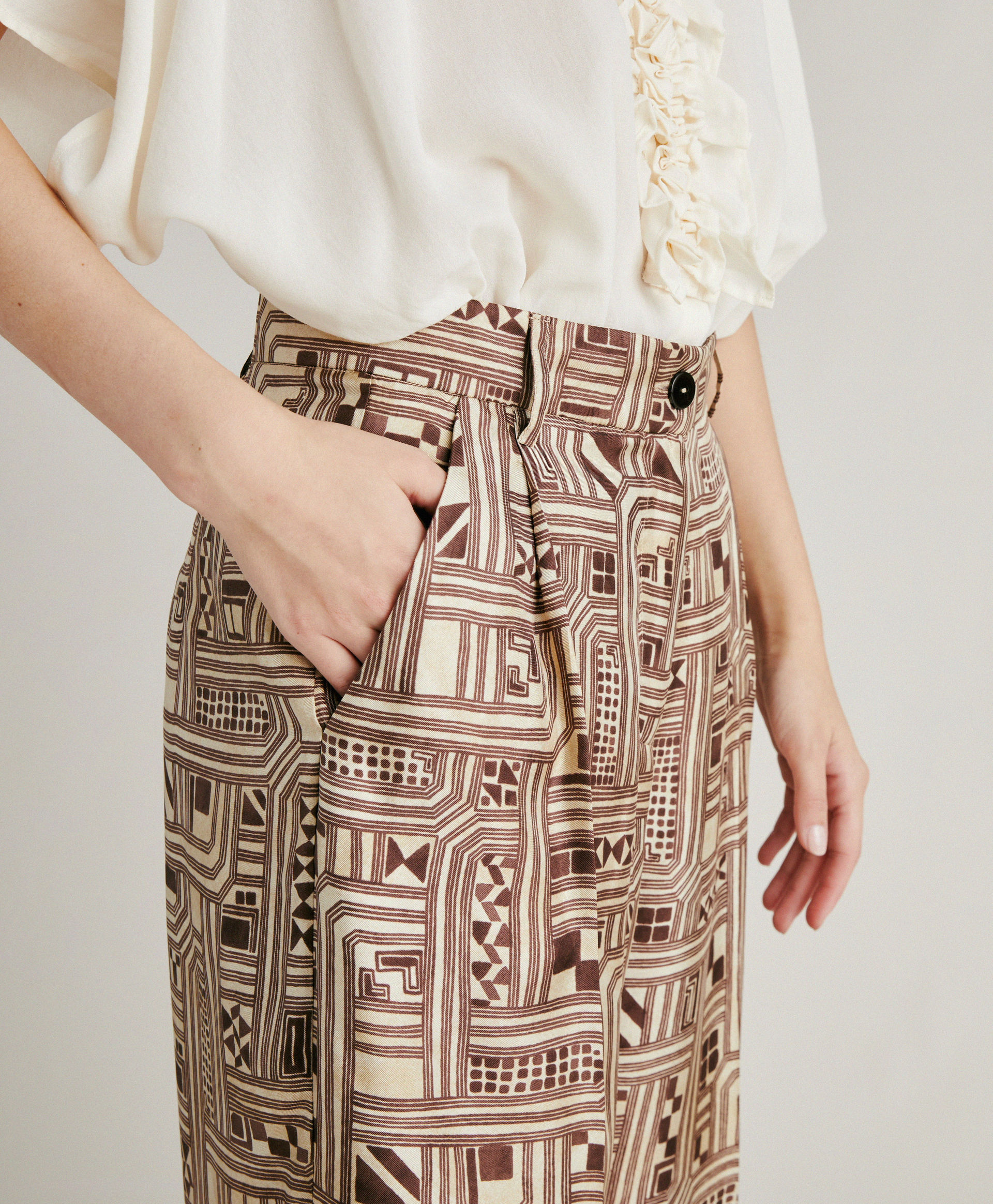 MAGNISI PANT IN SILK TWILL - BEIGE/TOBACCO - Momonì