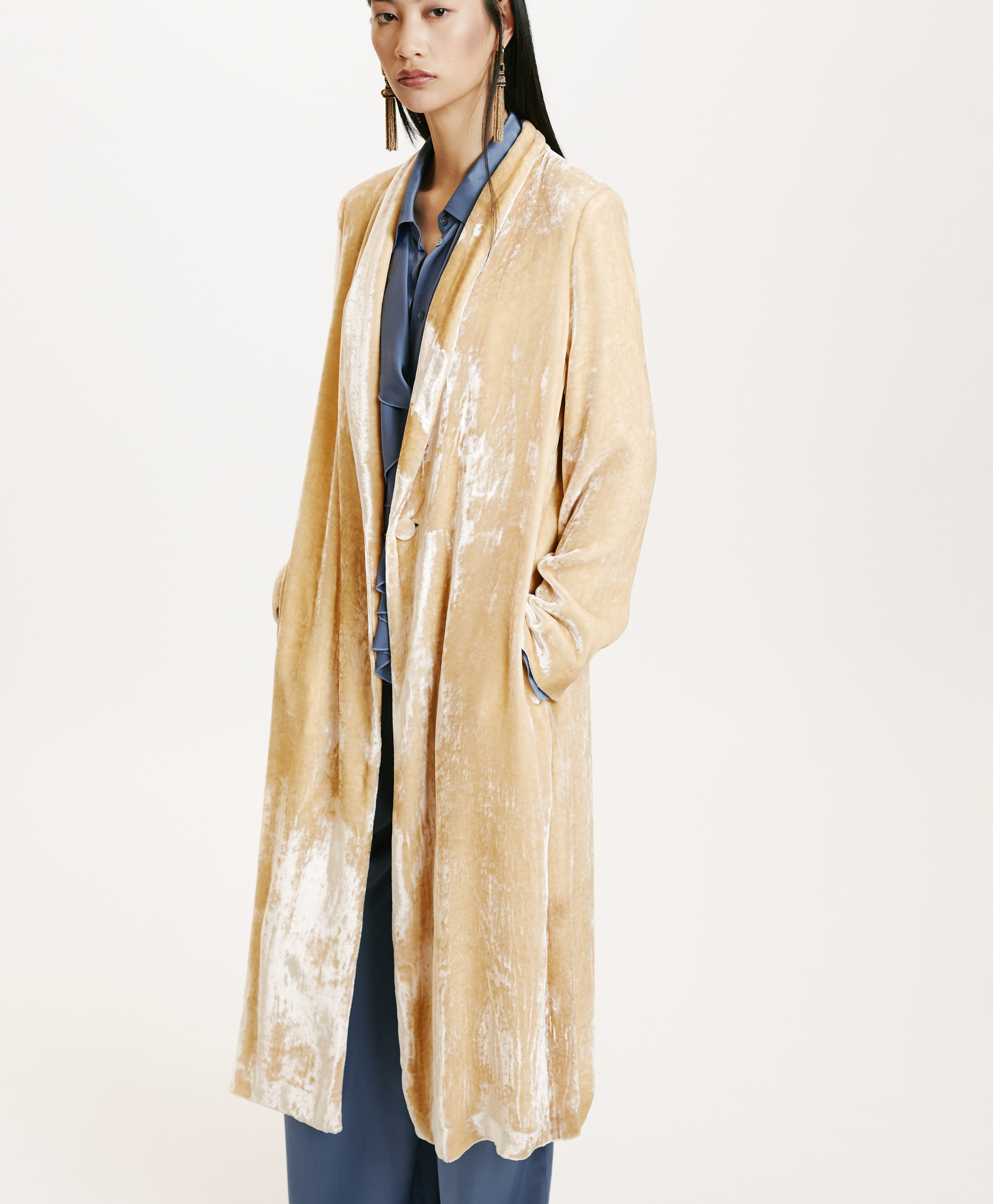 MANTEAU KATA ÉLÉGANT EN VELOURS DE VISCOSE SOIE - CHAMPAGNE - Momonì