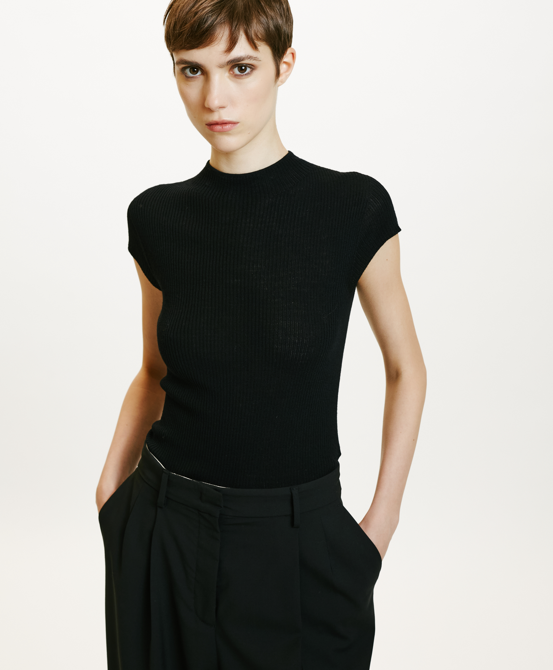 KAME SWEATER IN MERINO WOOL - BLACK - Momonì
