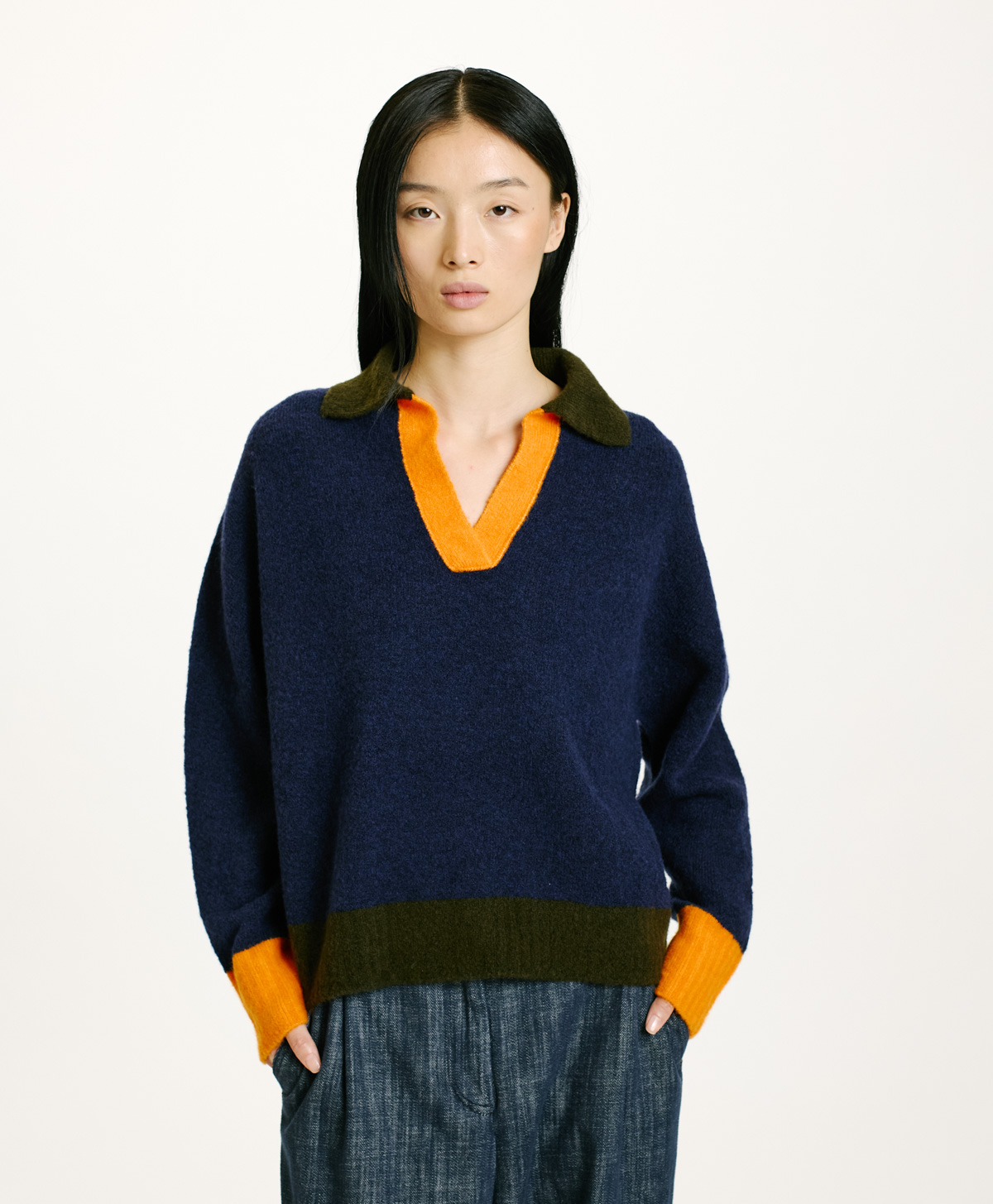 NEBBIOLO SWEATER IN COLOUR BLOCK FLEECE-EFFECT WOOL - BLUE - Clothing - Momonì
