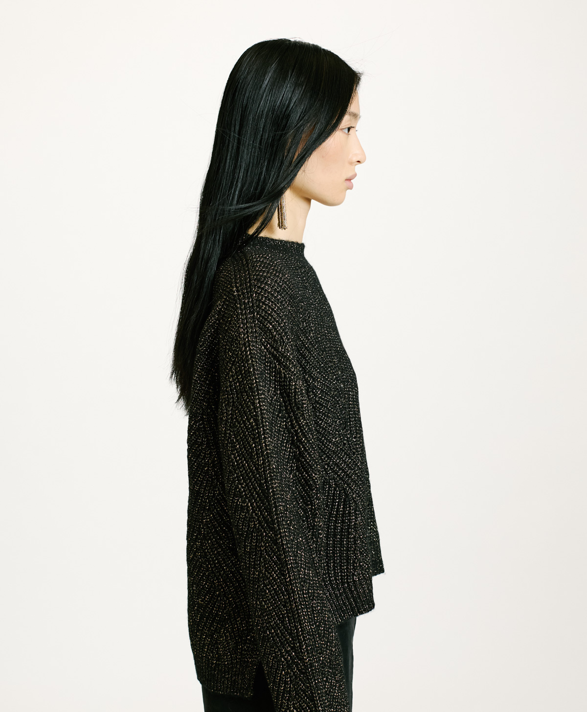 WOOL-LUREX OITA SWEATER IN CABLE RIB STITCH - BLACK - Momonì