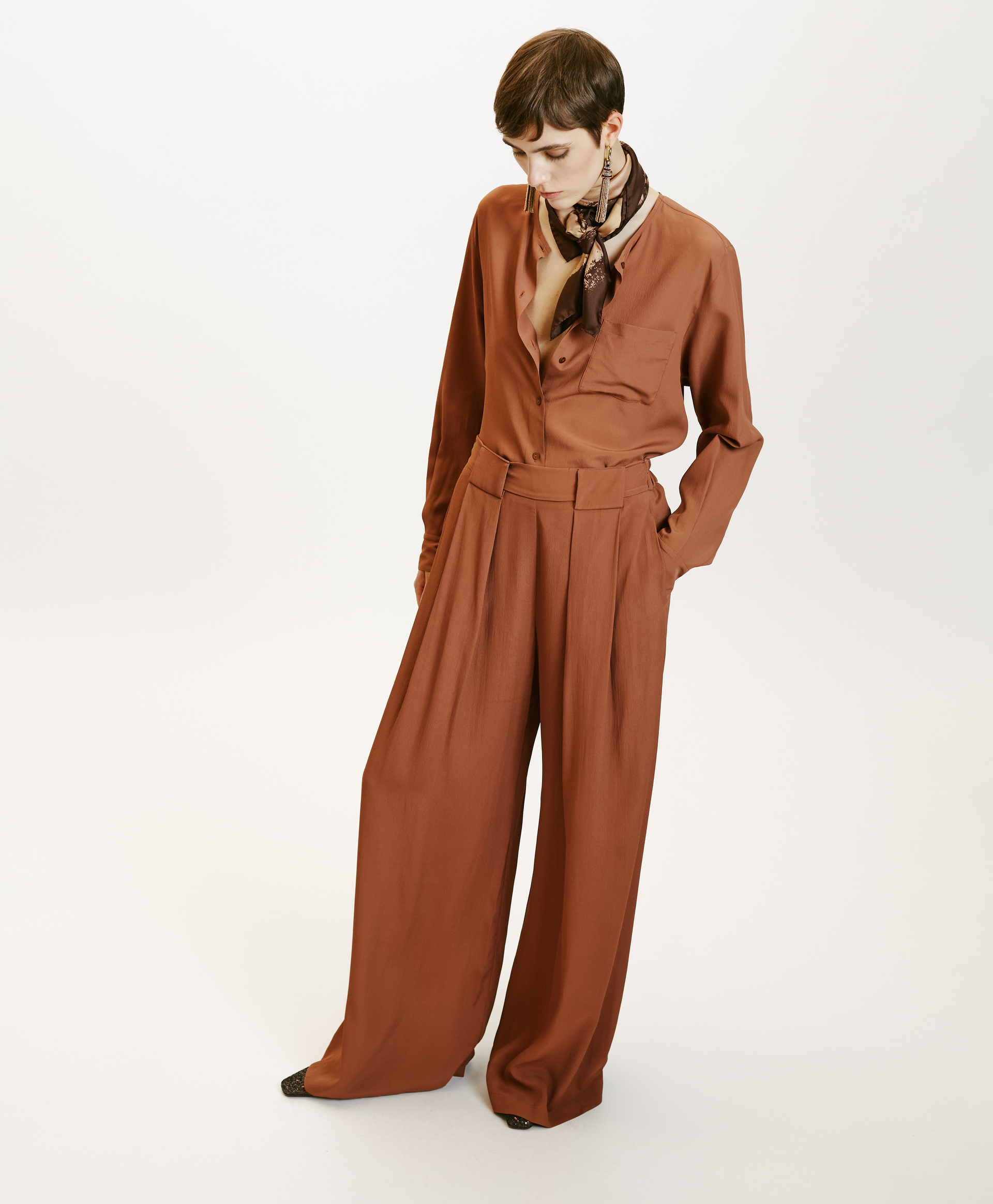 PANTALON ASPEN EN ACÉTATE/SOIE UNI - AMANDE - Momonì