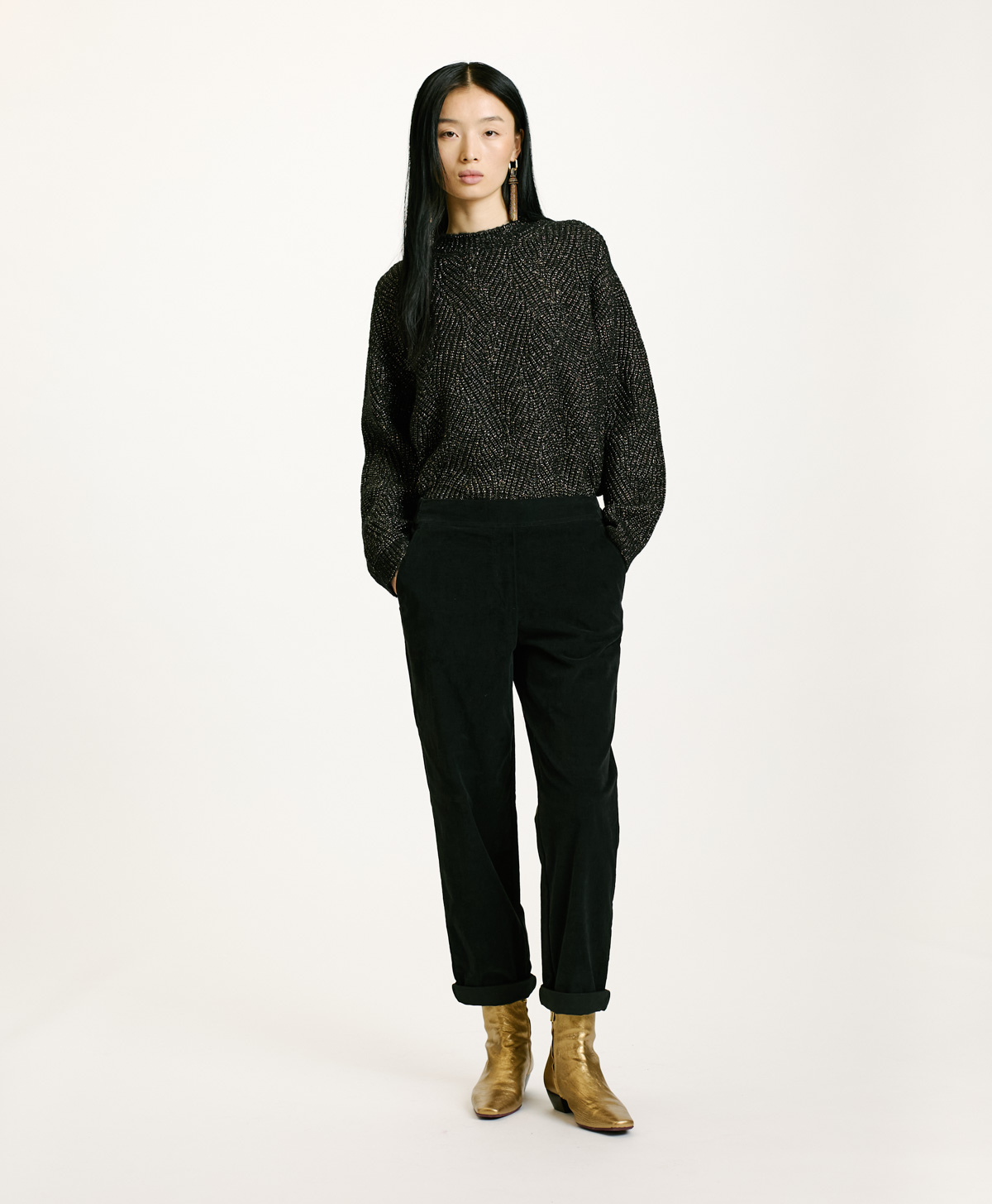 YOKO PANTS IN STRETCH NEEDLECORD - BLACK - Momonì