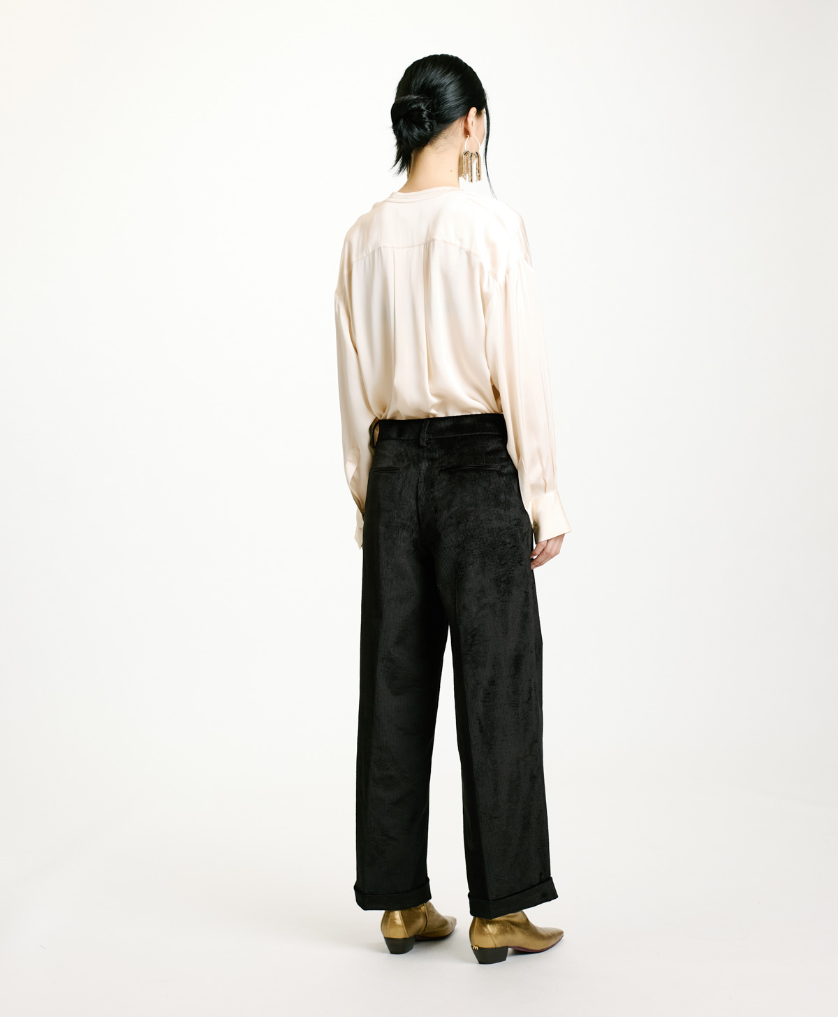 PANTALON DANGO EN VELOURS CÔTELÉ STRETCH - NOIR - Momonì
