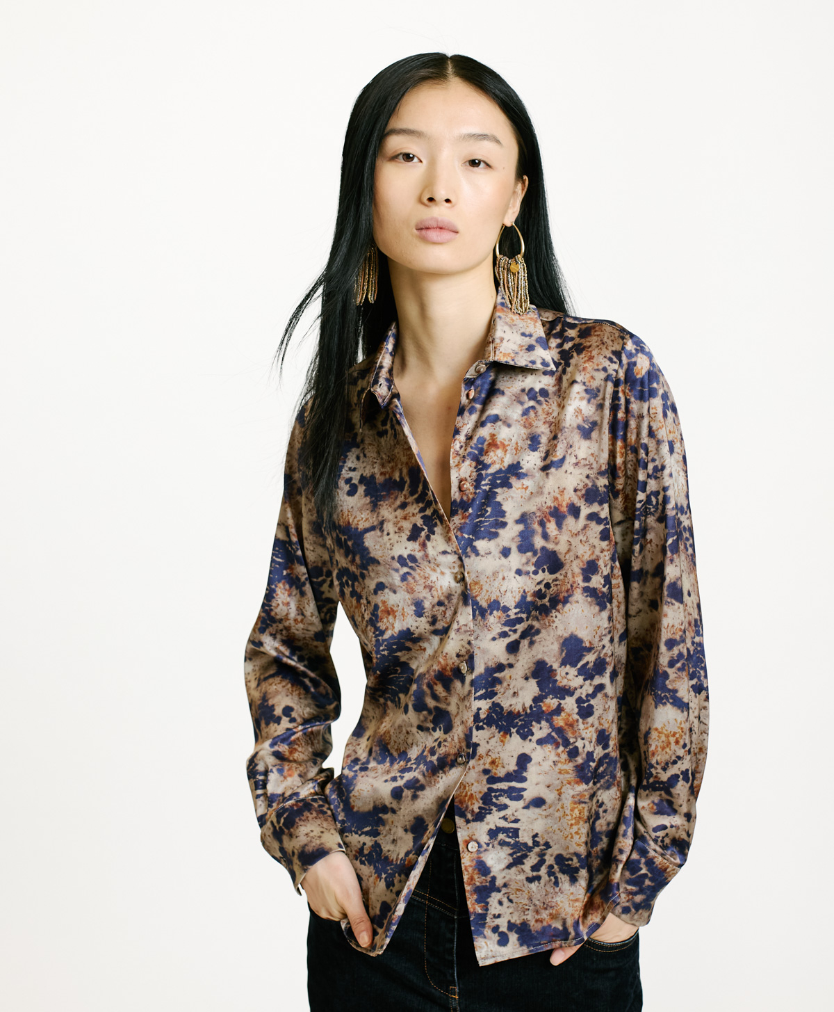 SIMON SHIRT IN PRINTED STRETCH SATIN - MUD/BLUE - Momonì
