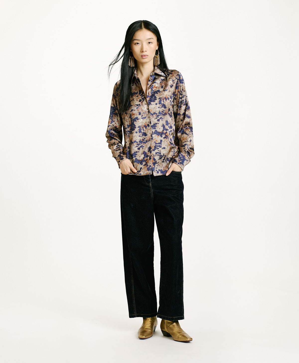 SIMON SHIRT IN PRINTED STRETCH SATIN - MUD/BLUE - Momonì