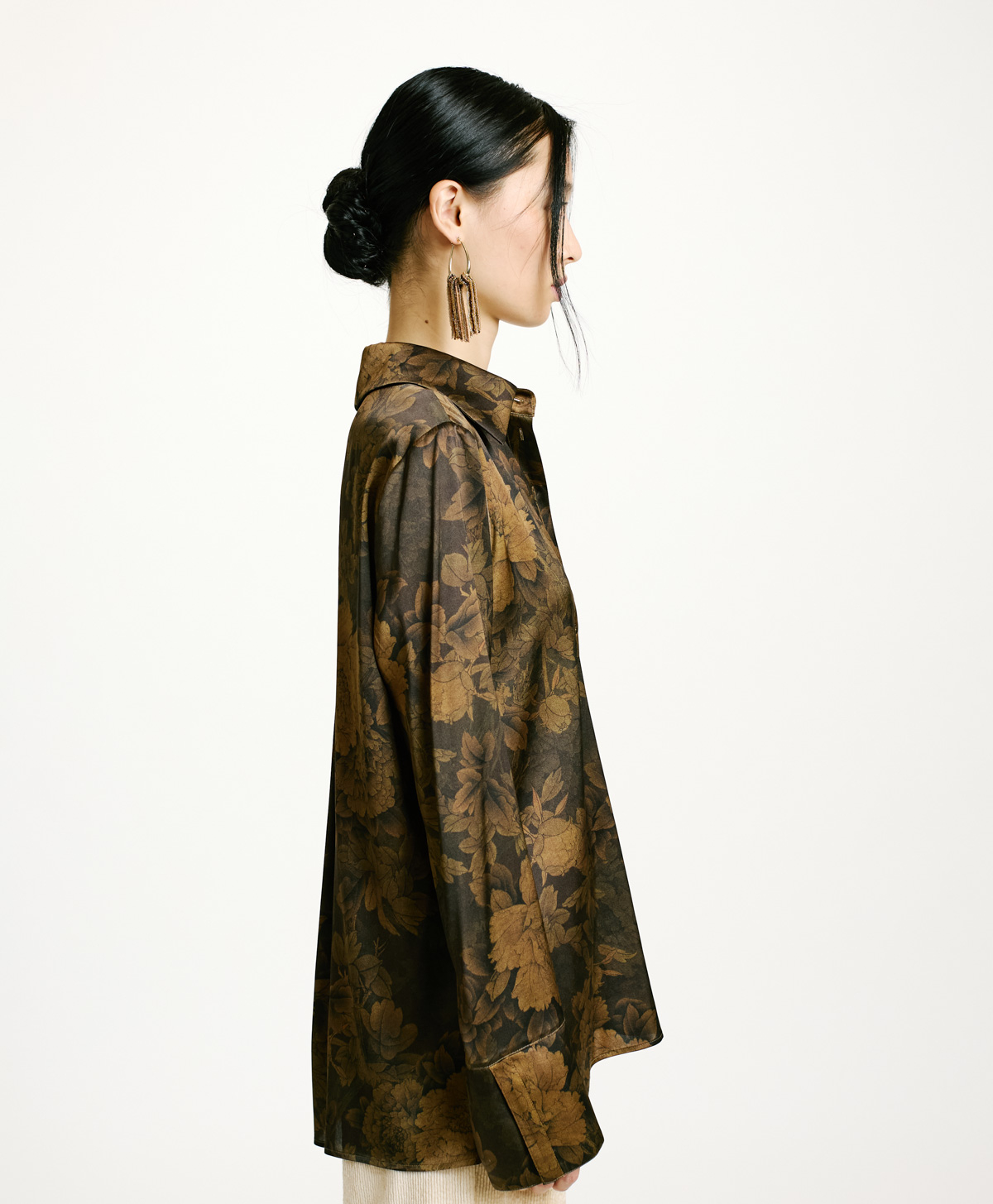 CHEMISIER HAKINARI EN SATIN STRETCH IMPRIMÉ - NOIR/OLIVE - Momonì