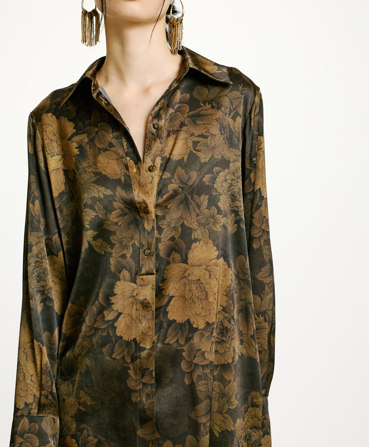 CHEMISIER HAKINARI EN SATIN STRETCH IMPRIMÉ - NOIR/OLIVE - Momonì