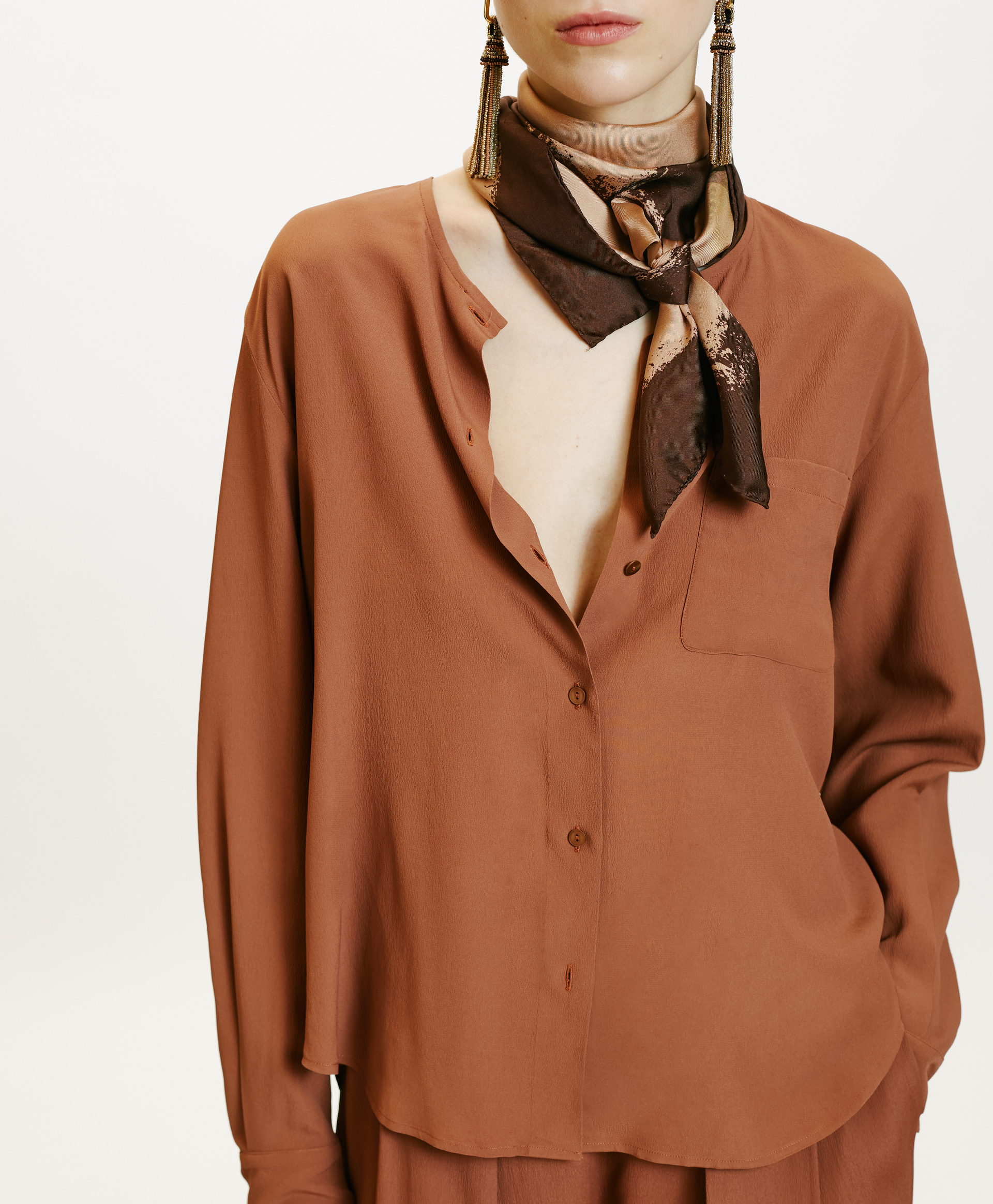DARUMA SHIRT IN SOLID COLOUR ACETATE SILK - ALMOND - Momonì