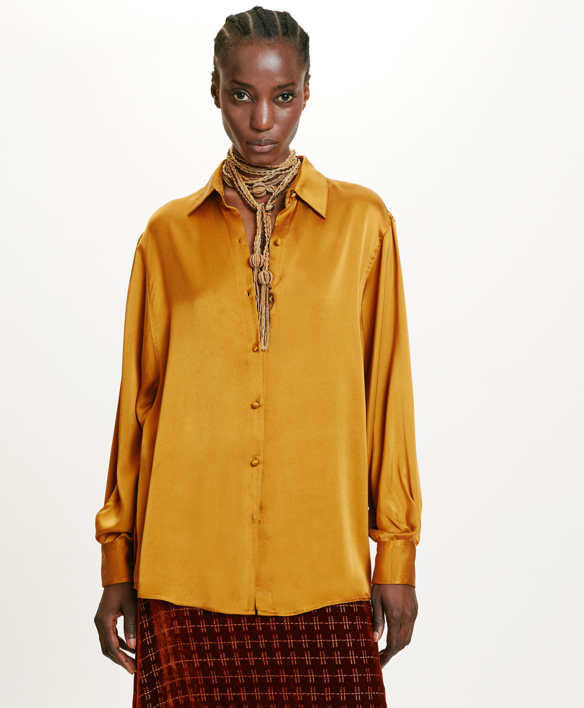 AKEMI SHIRT IN SOLID COLOUR SANDWASHED SILK - MUSTARD - Momonì