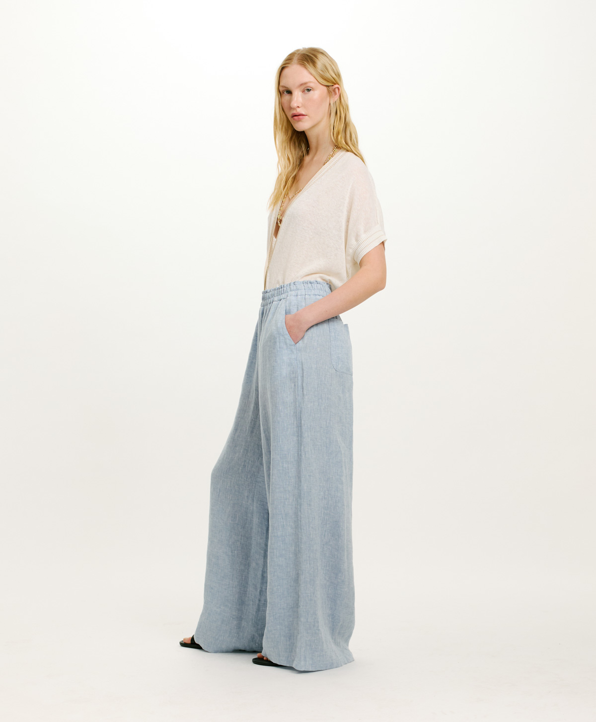 LUCAS PANTS IN YARN DYED LINEN - LIGHT BLUE - Clothing - Momonì