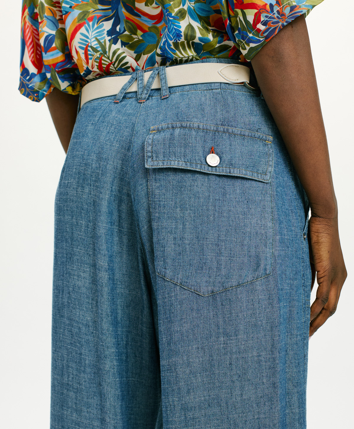 HIBISCUS PANTS IN STONEWASHED CHAMBRAY - BLUE JEANS - Momonì
