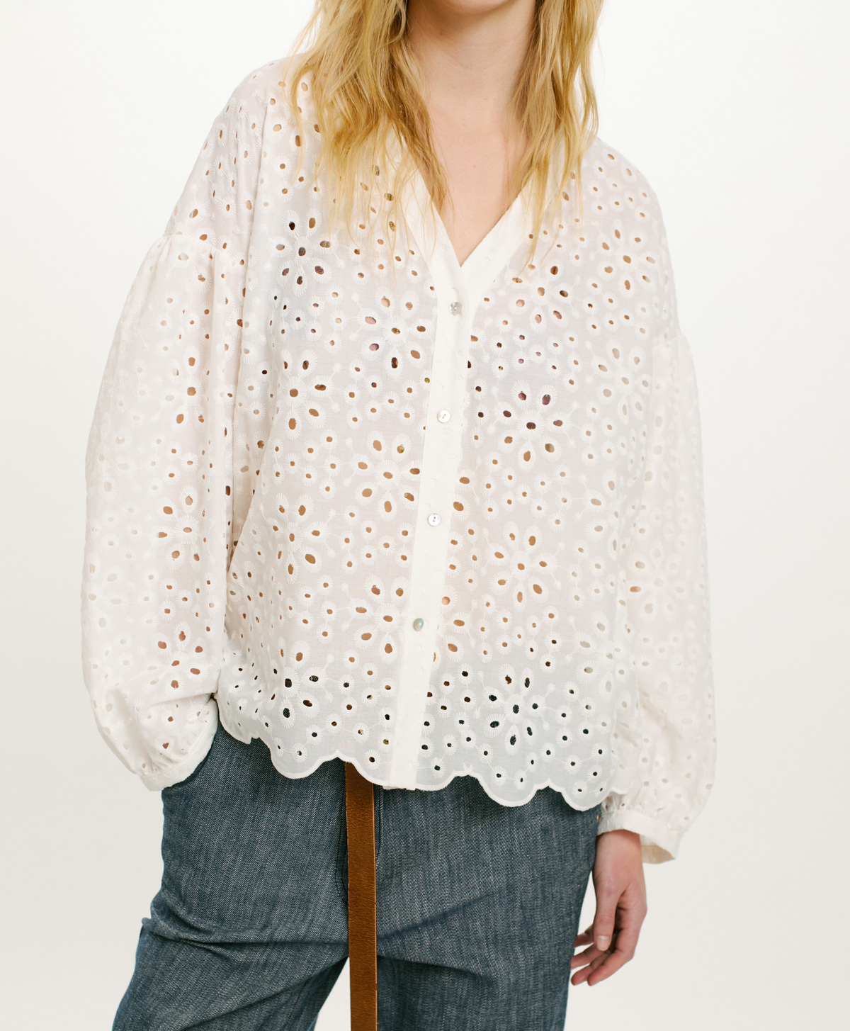 RAYMI SHIRT IN BRODERIE ANGLAISE - CREAM - Momonì