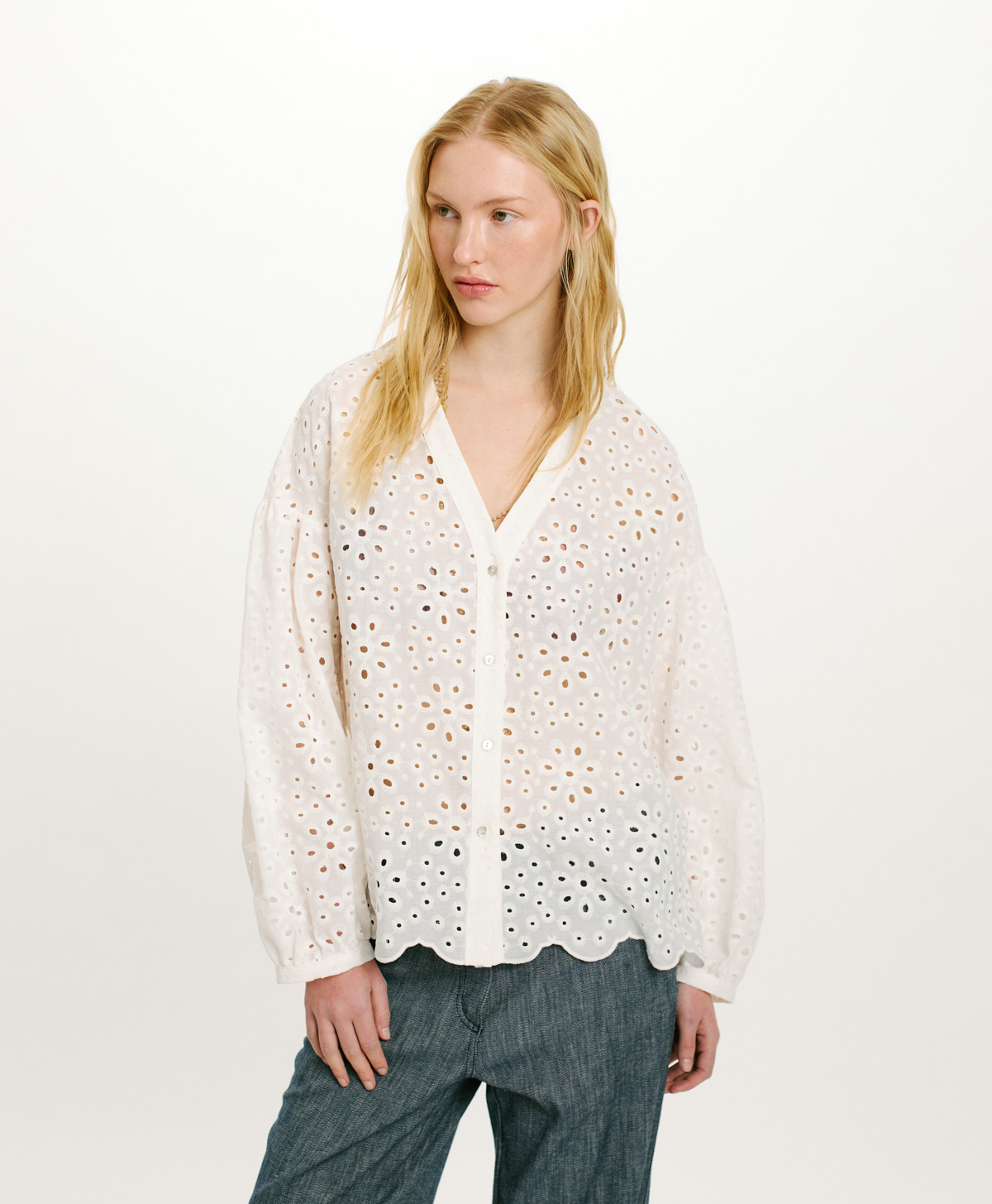 RAYMI SHIRT IN BRODERIE ANGLAISE - CREAM - Momonì