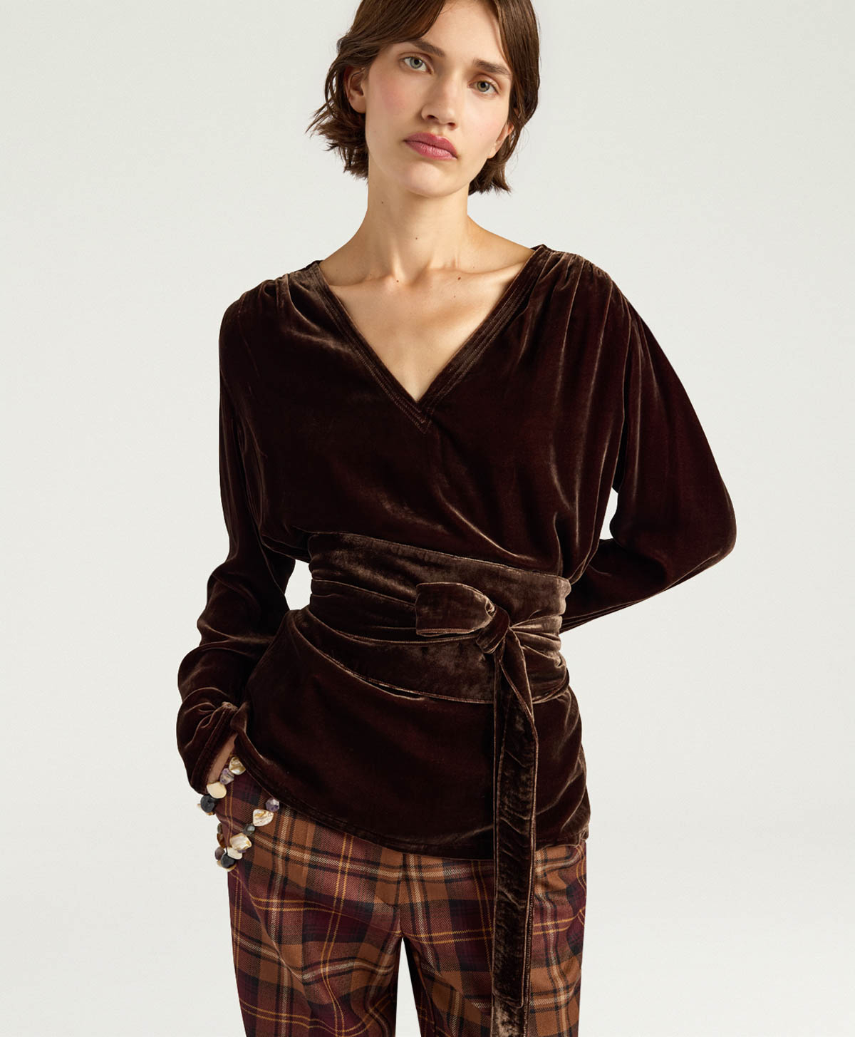 APPLE BLOUSE IN SMOOTH VELVET - BROWN - Clothing - Momonì
