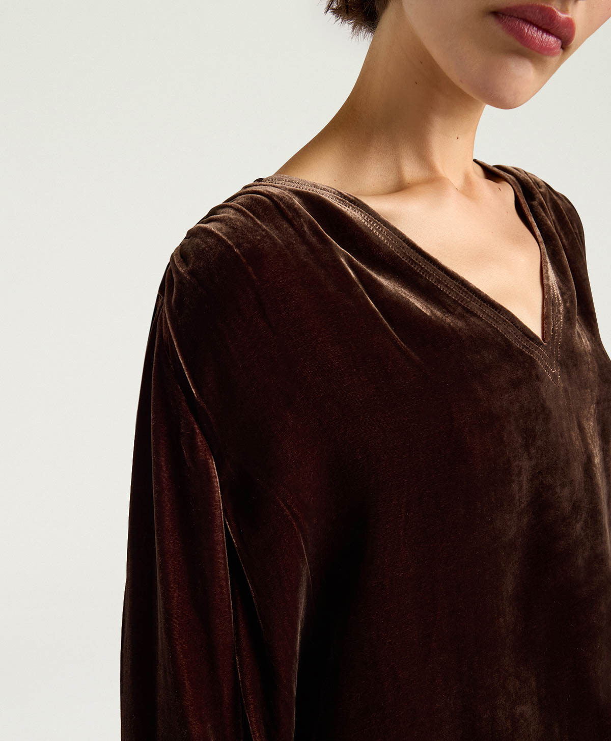 APPLE BLOUSE IN SMOOTH VELVET - BROWN - Momonì