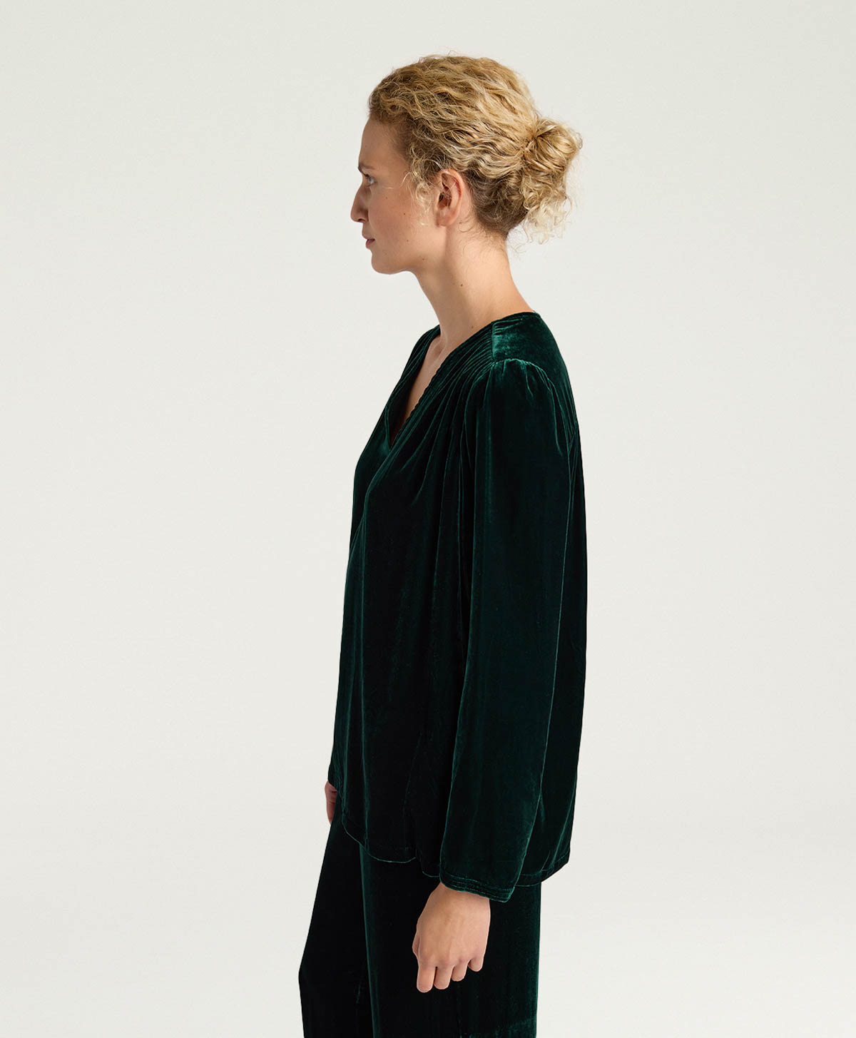 BLUSA APPLE IN VELLUTO LISCIO - VERDE BOTTIGLIA - Momonì