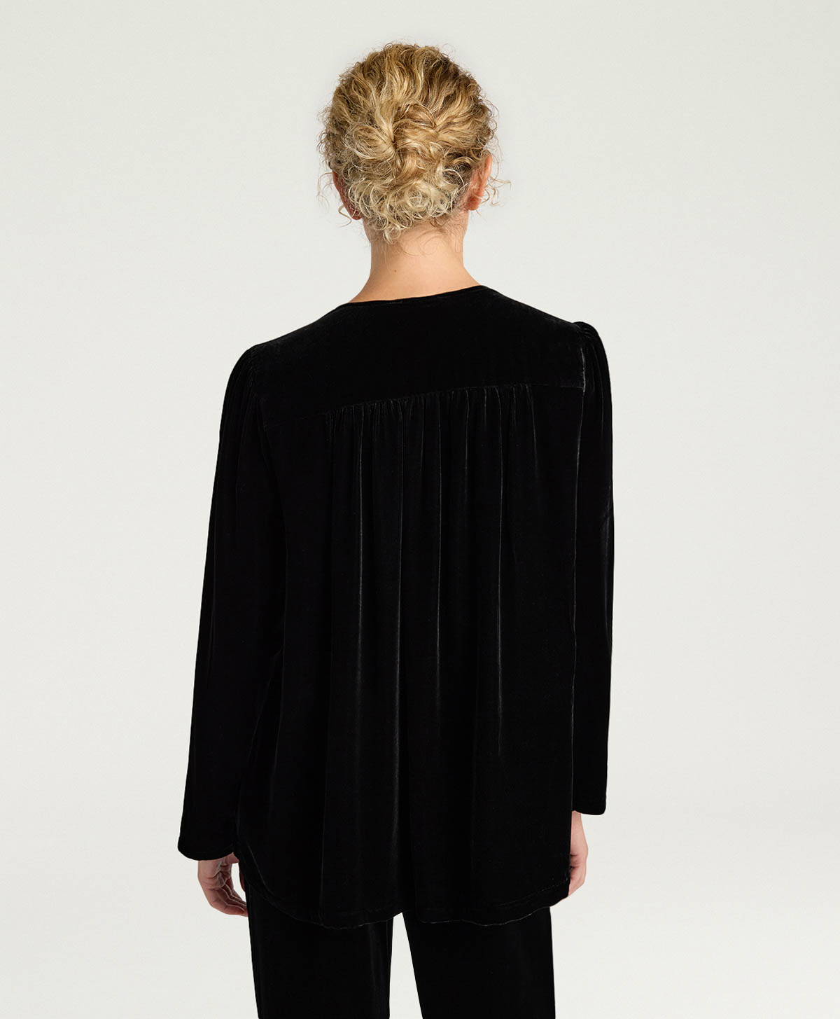 BLUSA APPLE IN VELLUTO LISCIO - NERO - Momonì