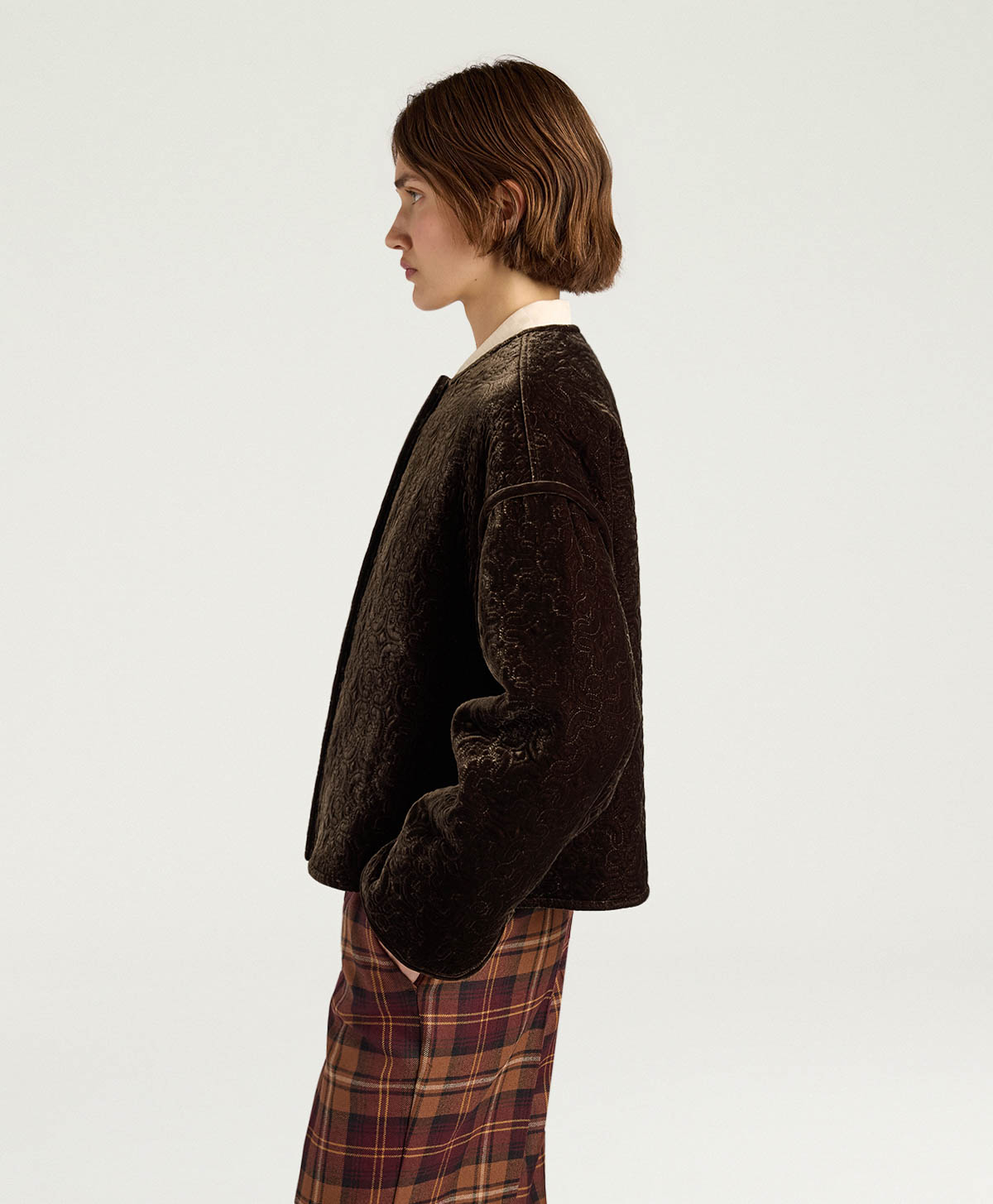 CRANBERRY COAT IN QUILTED VELVET - BROWN - Momonì