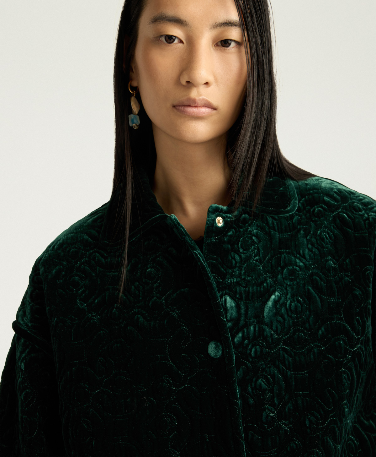 MANTEAU BOTANICAL EN VELOURS MATELASSÉ - VERT BOUTEILLE - Momonì