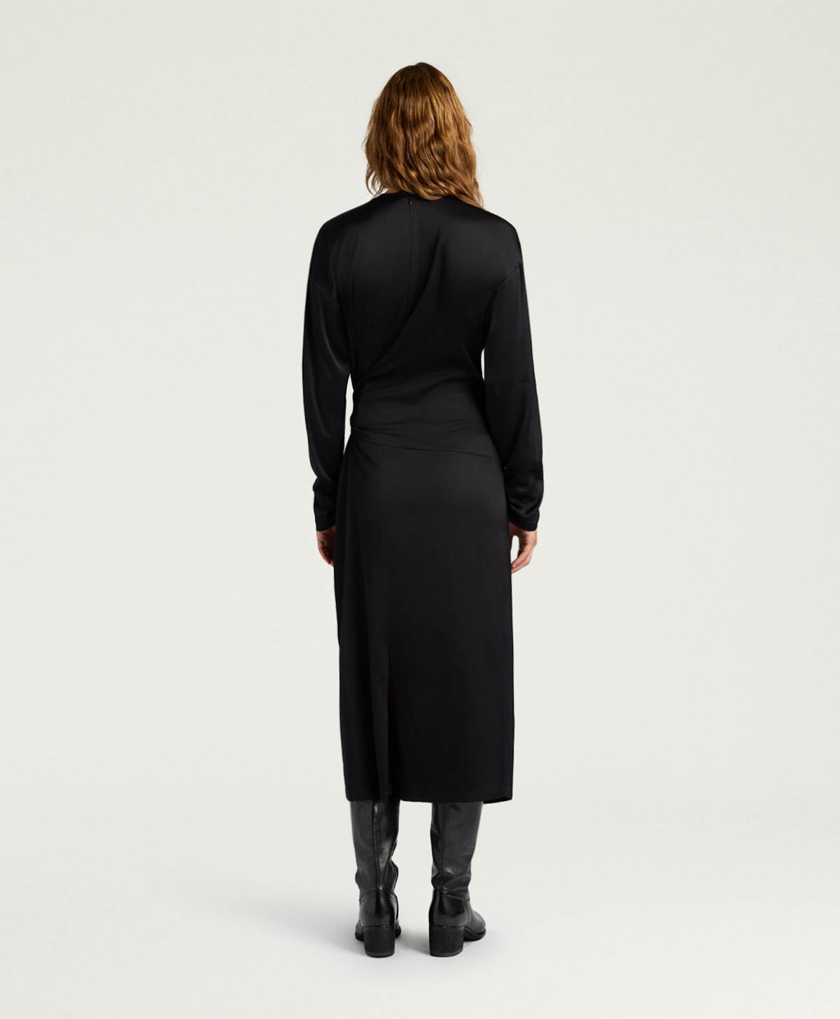 ROBE LOTUS EN SATIN DE VISCOSE STRETCH - NOIR - Momonì