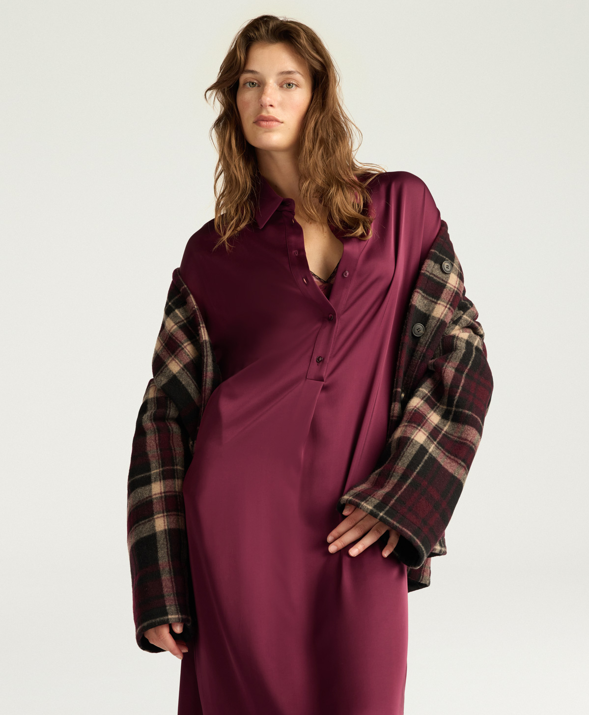 ROBE BIRMINGHAM EN SATIN DE VISCOSE STRETCH - WINE RED - Clothing - Momonì