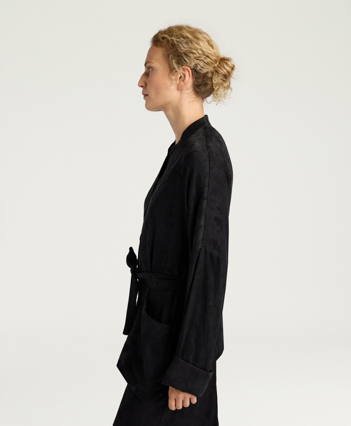 VESTE STOWE EN CUPRO JACQUARD - NOIR - Momonì